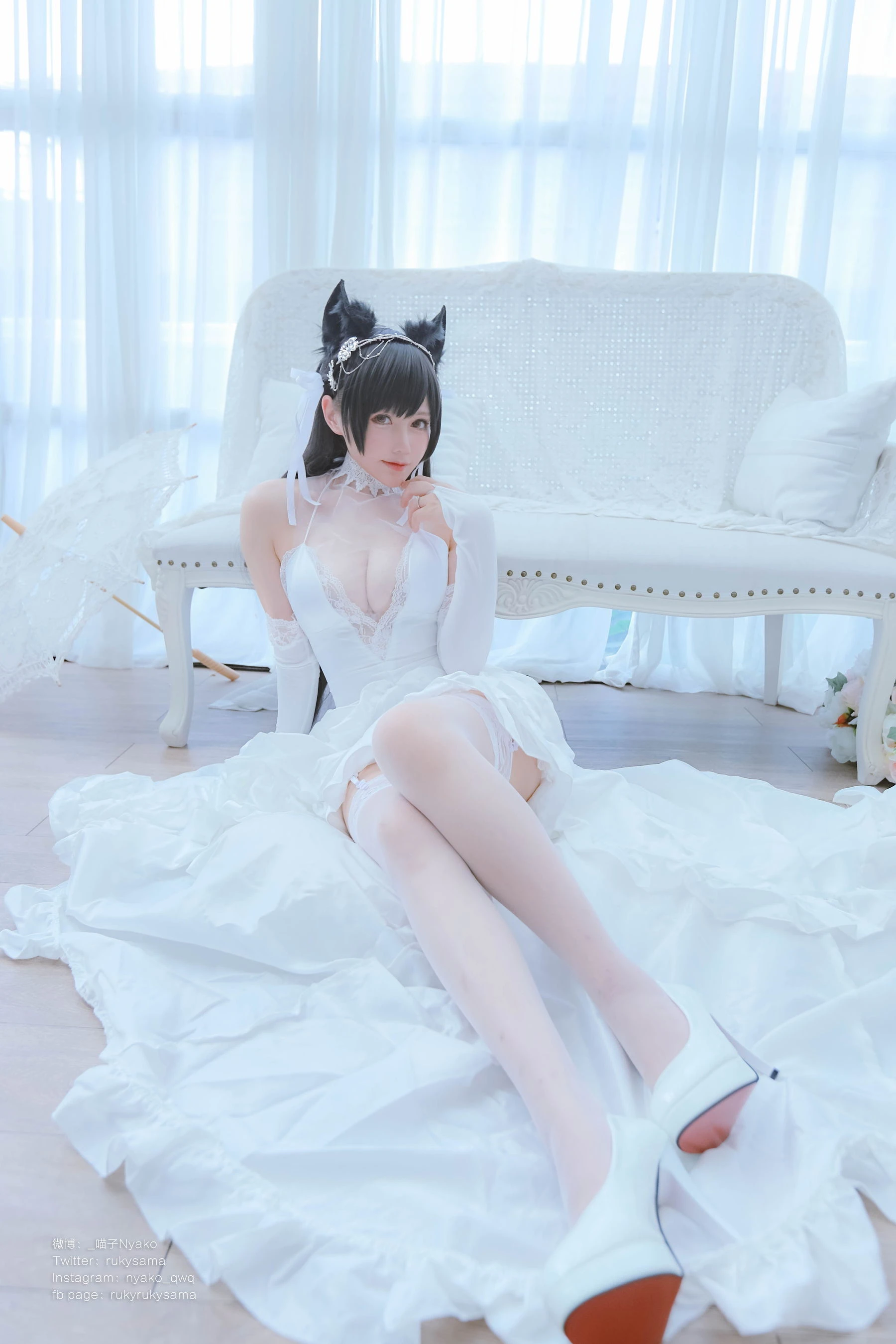 [辣妹]胡雨晴珍藏攝影棚美圖藝術：胡雨晴清純風採詮釋美胸完美曲線寫真 - 24