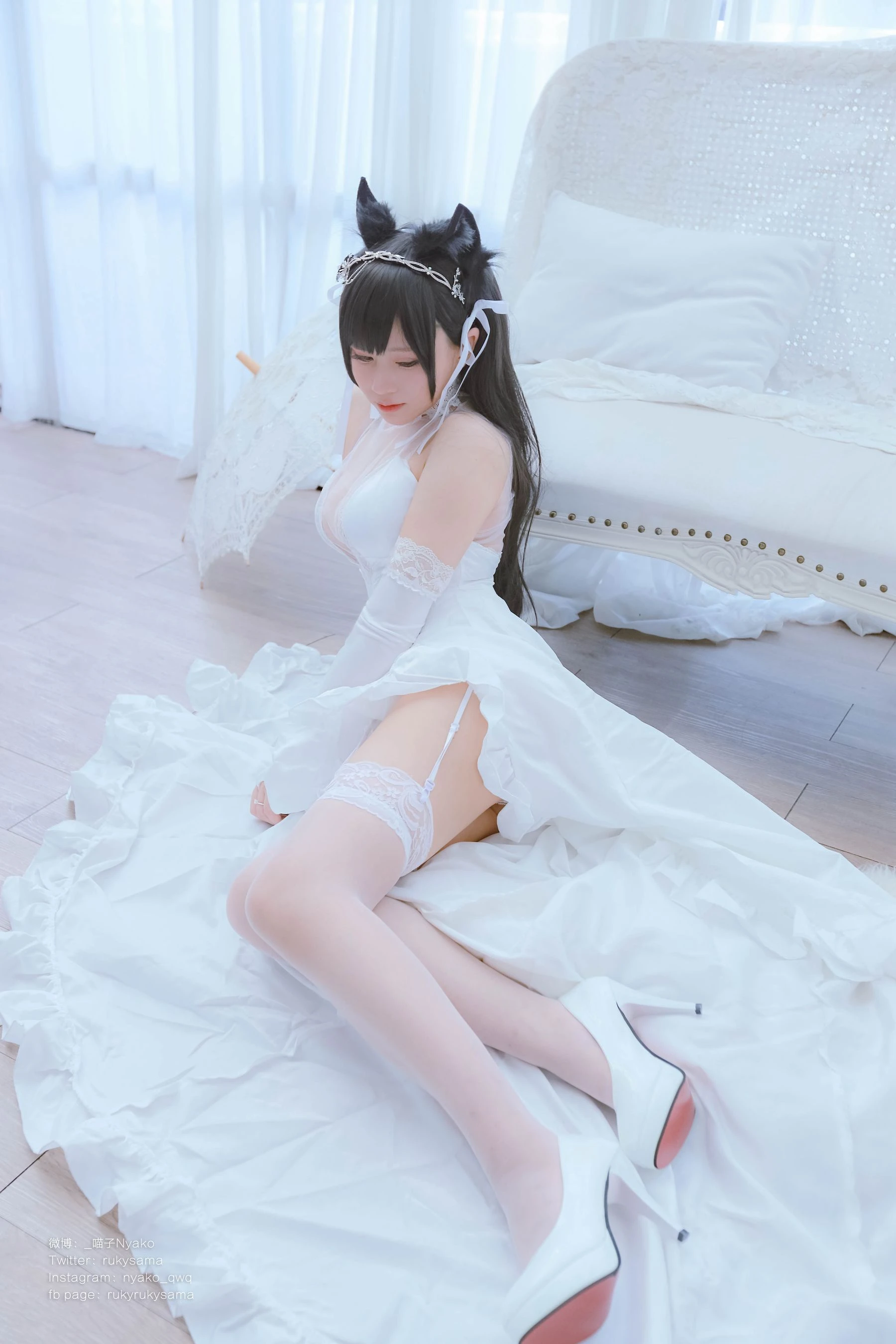 [辣妹]胡雨晴珍藏攝影棚美圖藝術：胡雨晴清純風採詮釋美胸完美曲線寫真 - 32