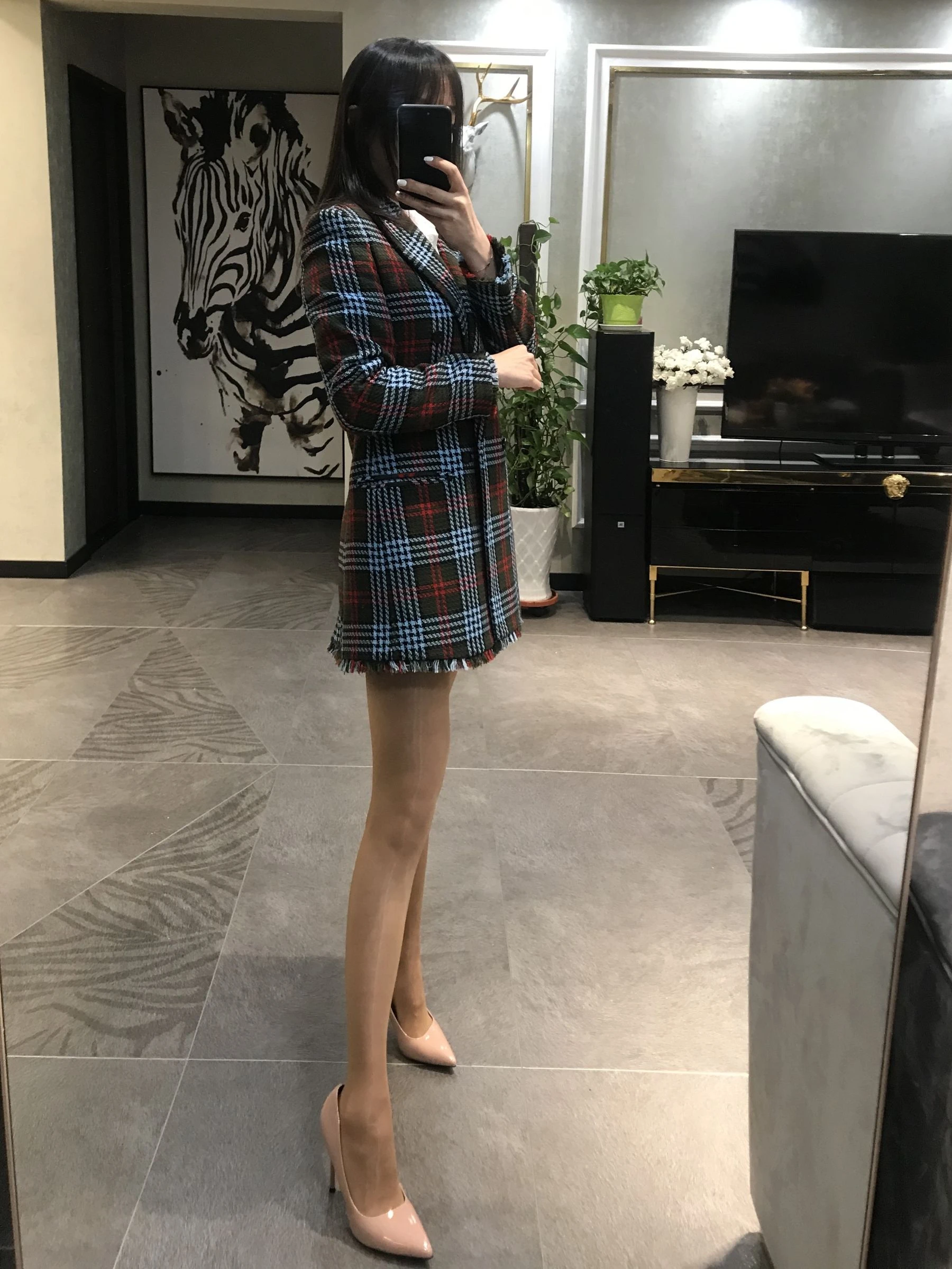 [麻豆]高雨萱圖集圖集精選：高雨萱魅惑風採於戶外綻放美胸曲線獨家攝影 - 1