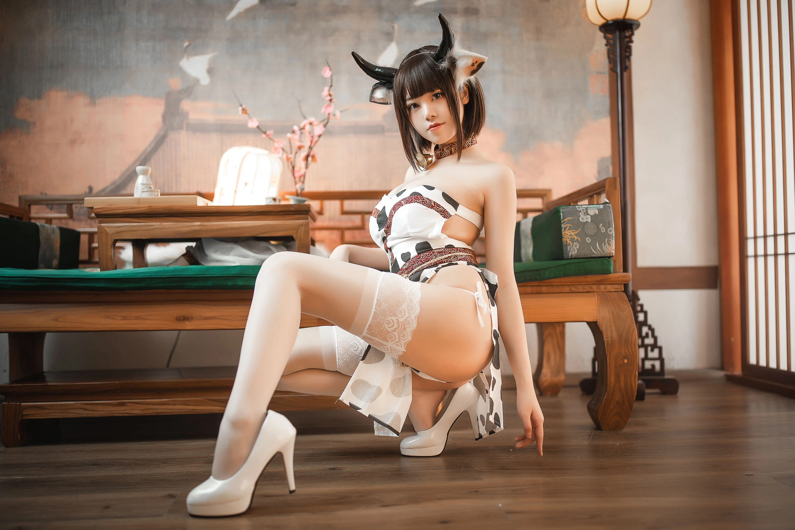 [Showgirl]馬雨萌藝術圖集精選：馬雨萌優雅氣質於室內詮釋蜂腰曲線首發攝影 - 25