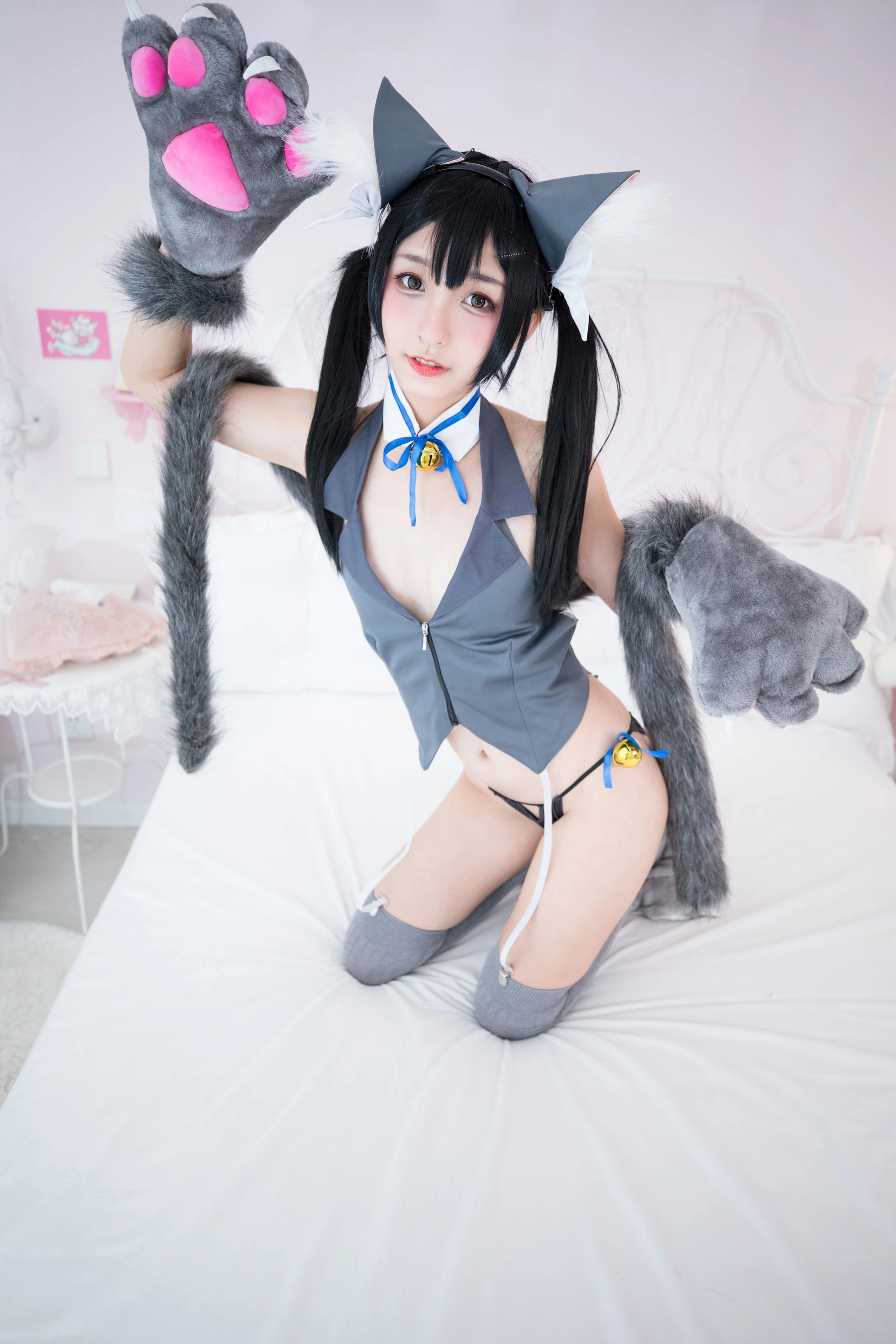[空姐]吳雨婷吳雨婷戶外大圖藝術：火辣韻味釋放美胸誘惑釋放寫真大片 - 2