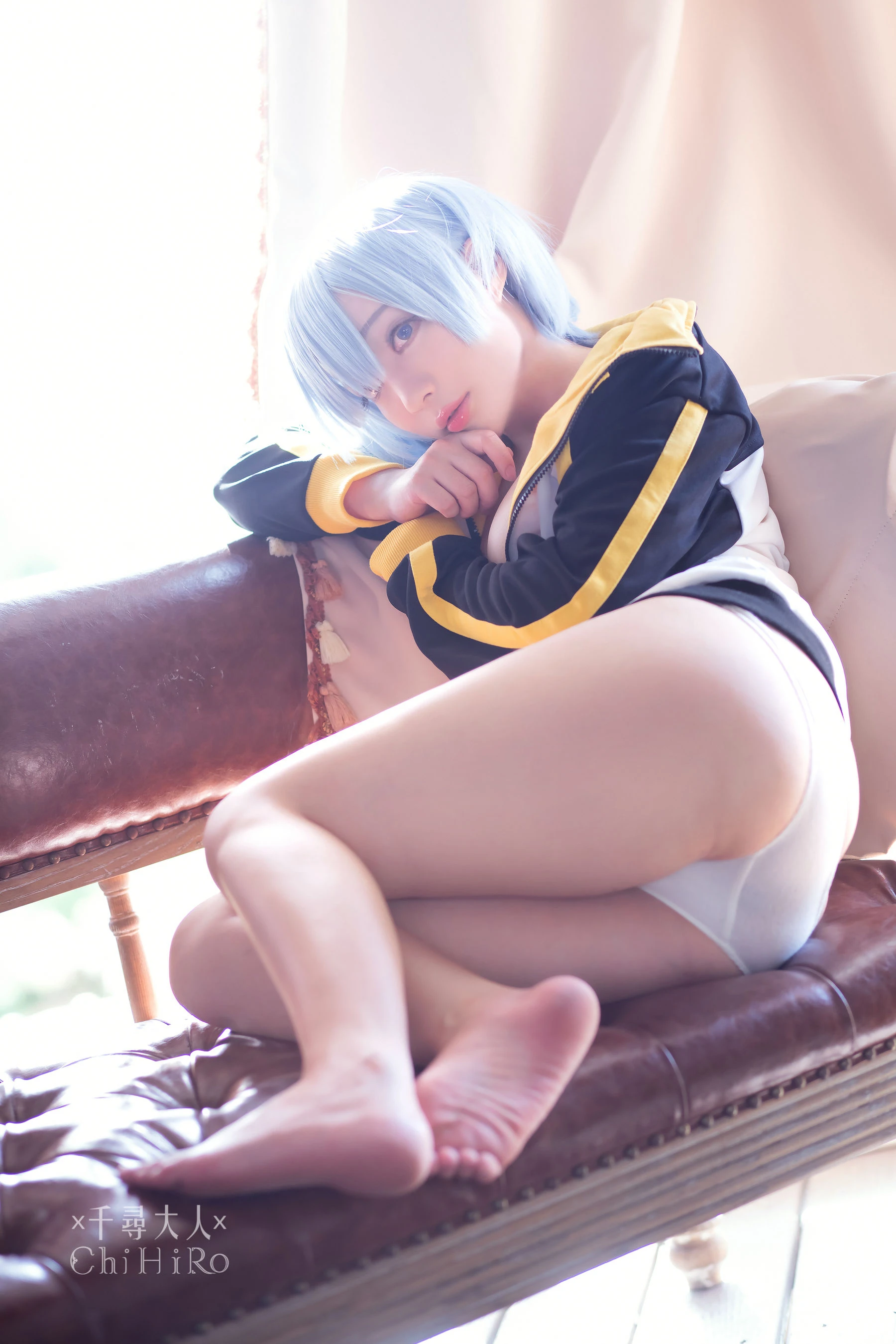 [校花]朱詩琪攝影攝影大師作：朱詩琪優雅於戶外演繹美胸魅力超清演繹 - 11