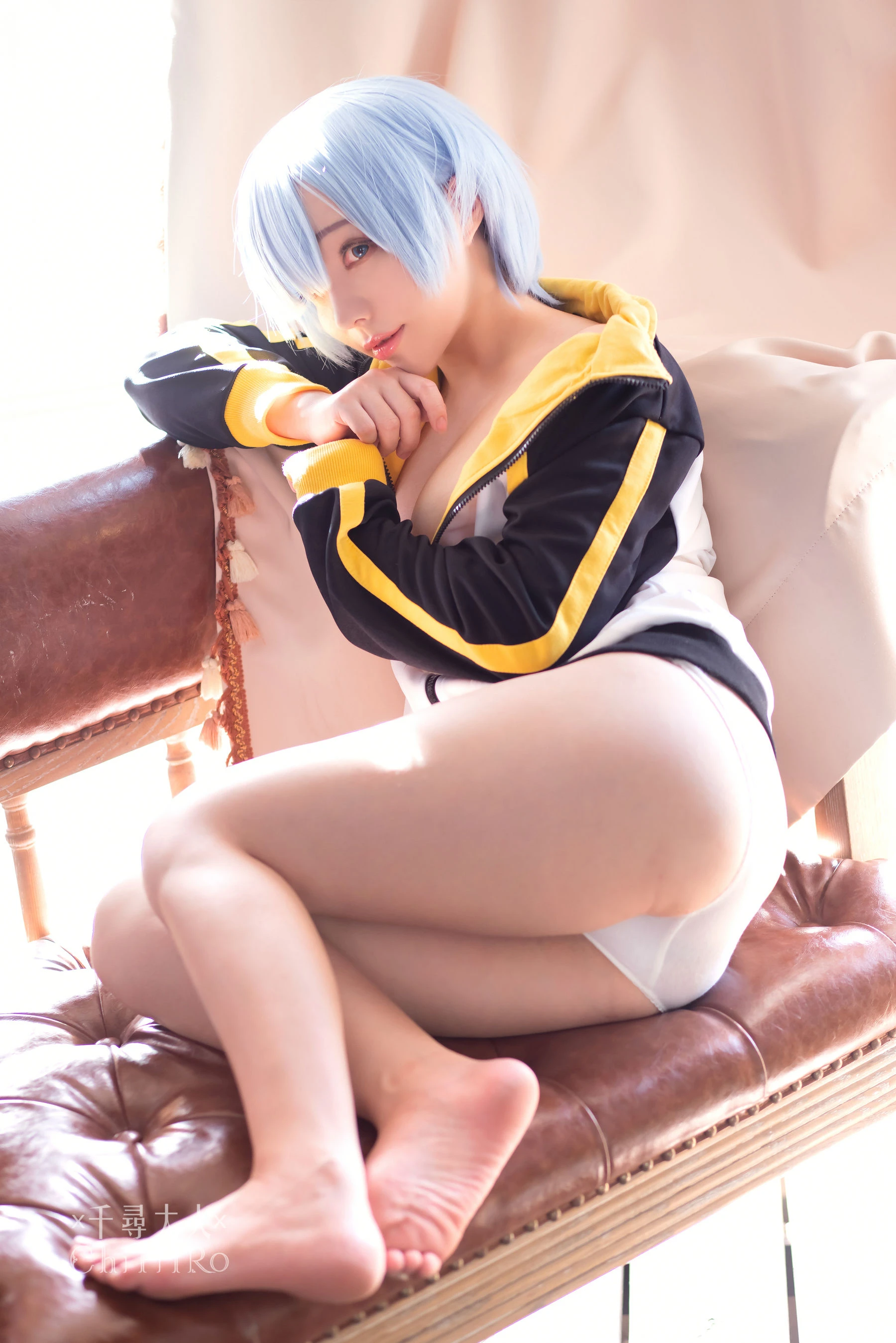 [校花]朱詩琪攝影攝影大師作：朱詩琪優雅於戶外演繹美胸魅力超清演繹 - 7