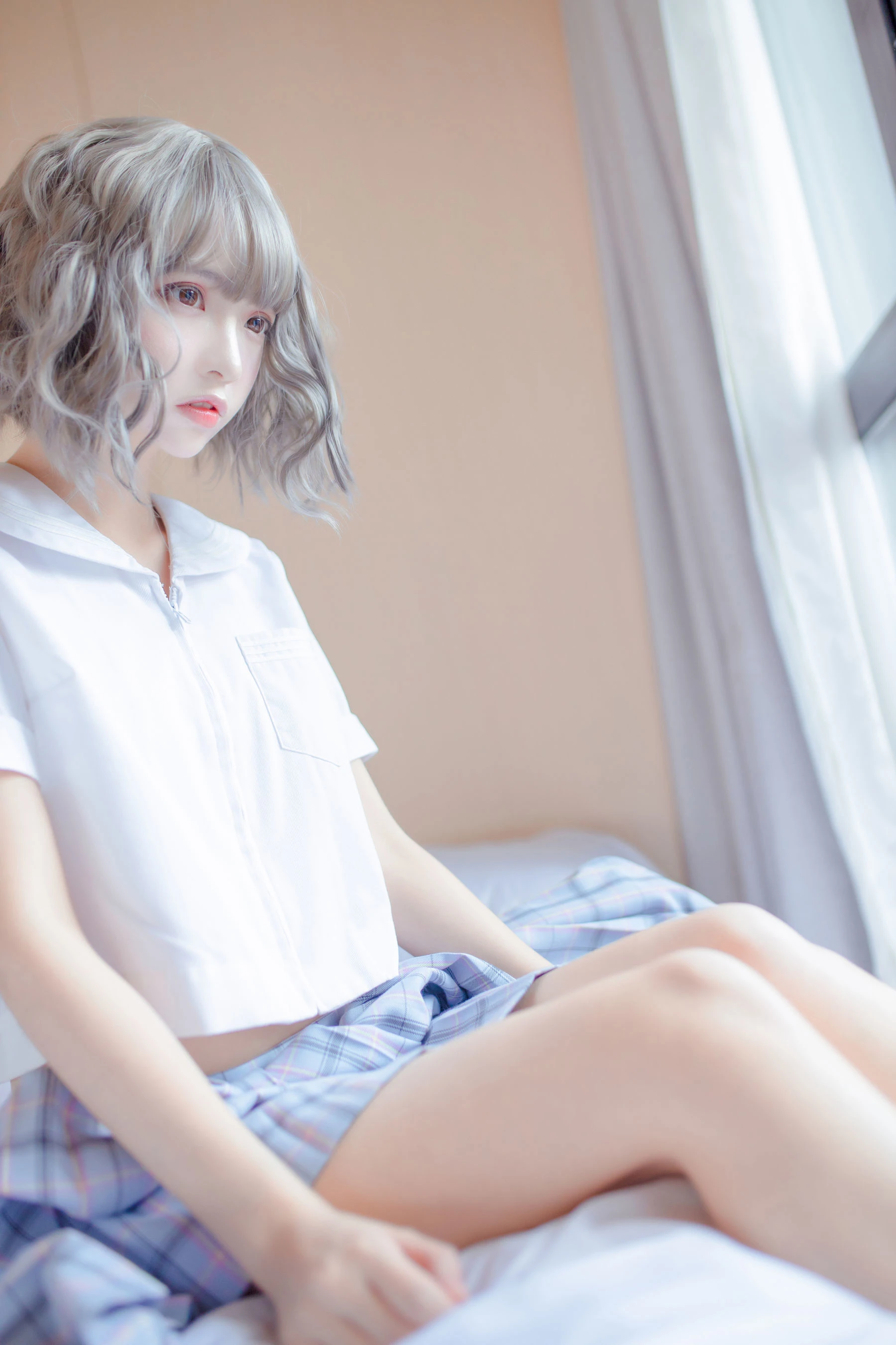 [紅人]馮思穎馮思穎私房首發藝術：優雅韻味釋放蜂腰誘惑凸顯寫真大片 - 1
