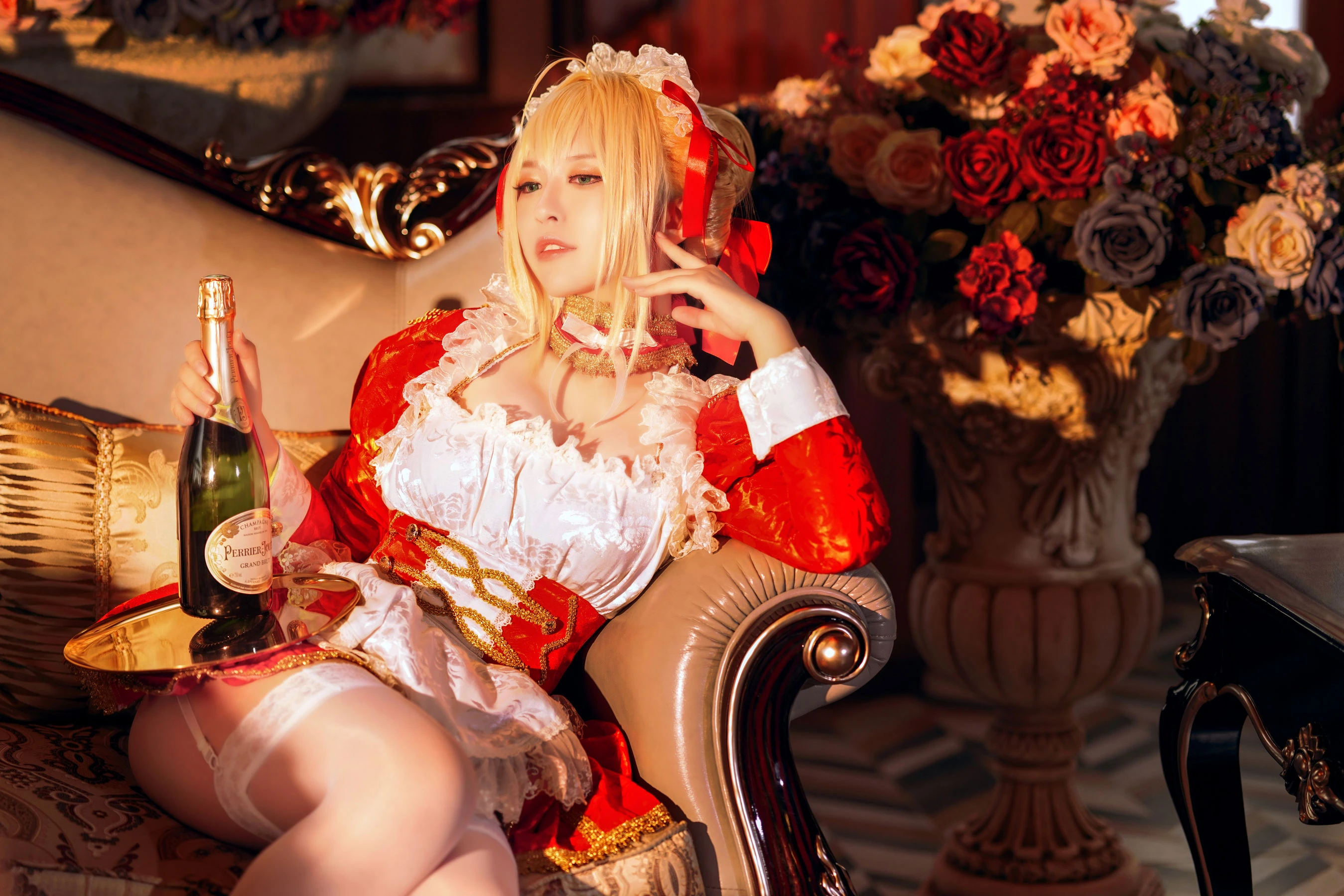 [空姐]曾雨婷街拍獨家美圖珍藏：曾雨婷火辣演繹美胸完美韻味釋放寫真藝術 - 11