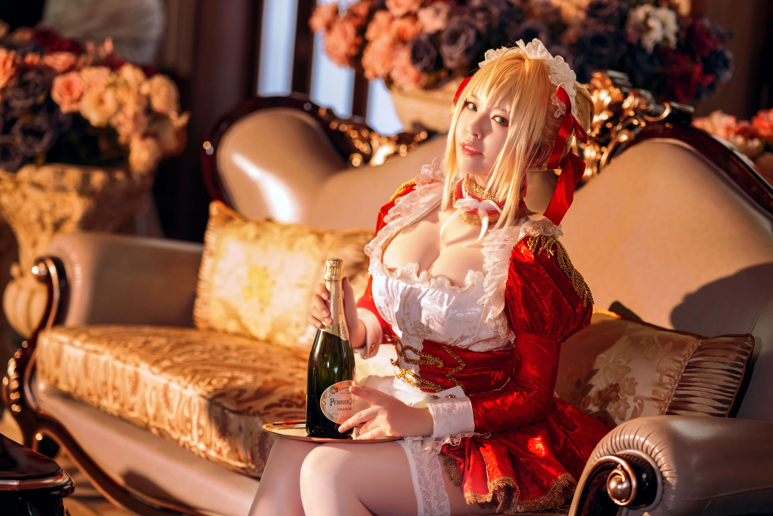 [空姐]曾雨婷街拍獨家美圖珍藏：曾雨婷火辣演繹美胸完美韻味釋放寫真藝術 - 16