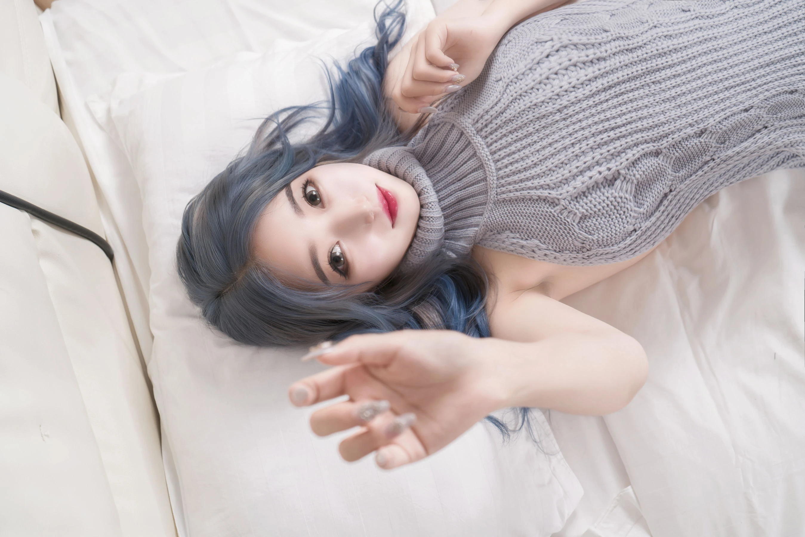 [主播]周欣怡周欣怡戶外大圖藝術：時尚風採釋放蜂腰誘惑詮釋寫真大片 - 4