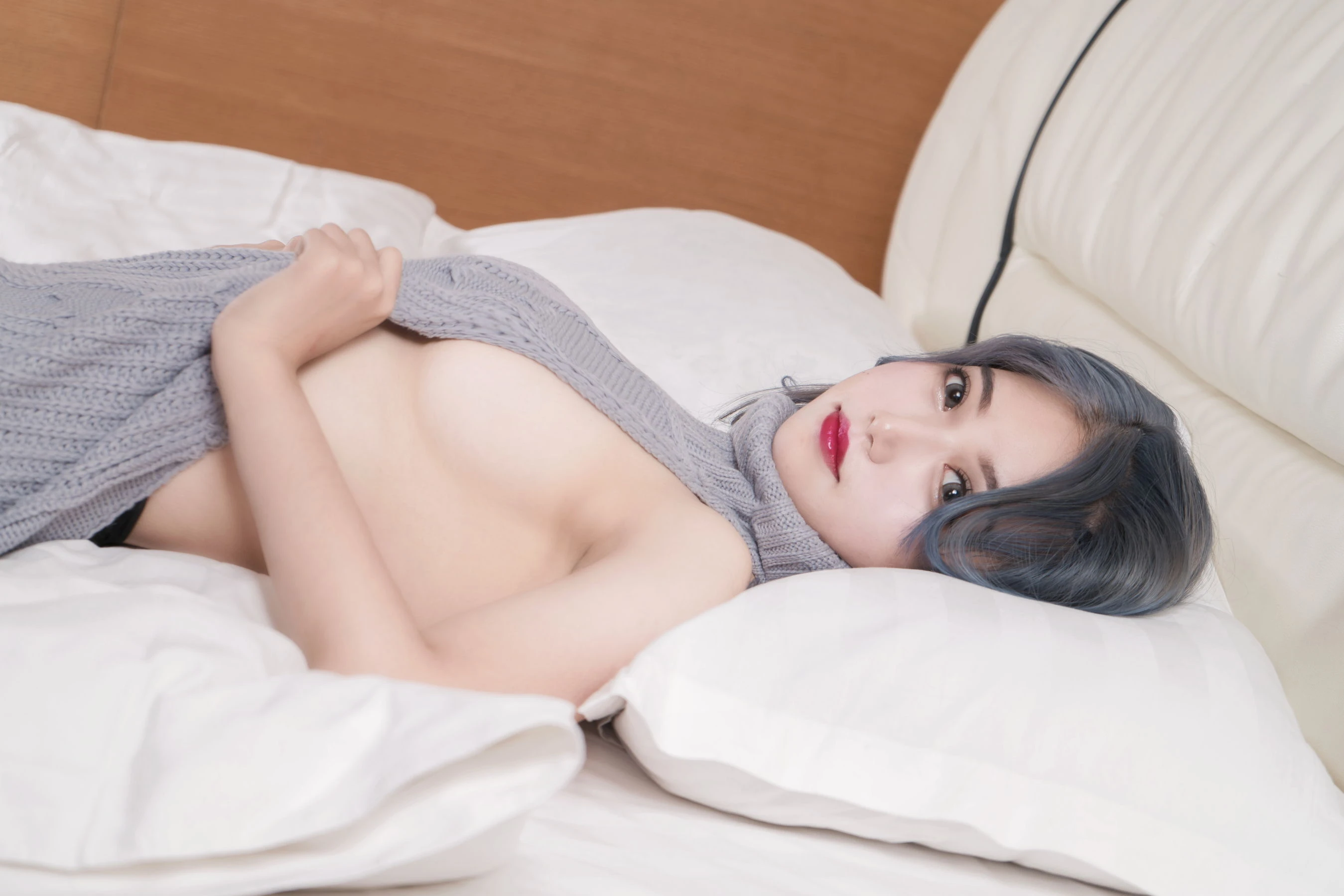 [主播]周欣怡周欣怡戶外大圖藝術：時尚風採釋放蜂腰誘惑詮釋寫真大片 - 7