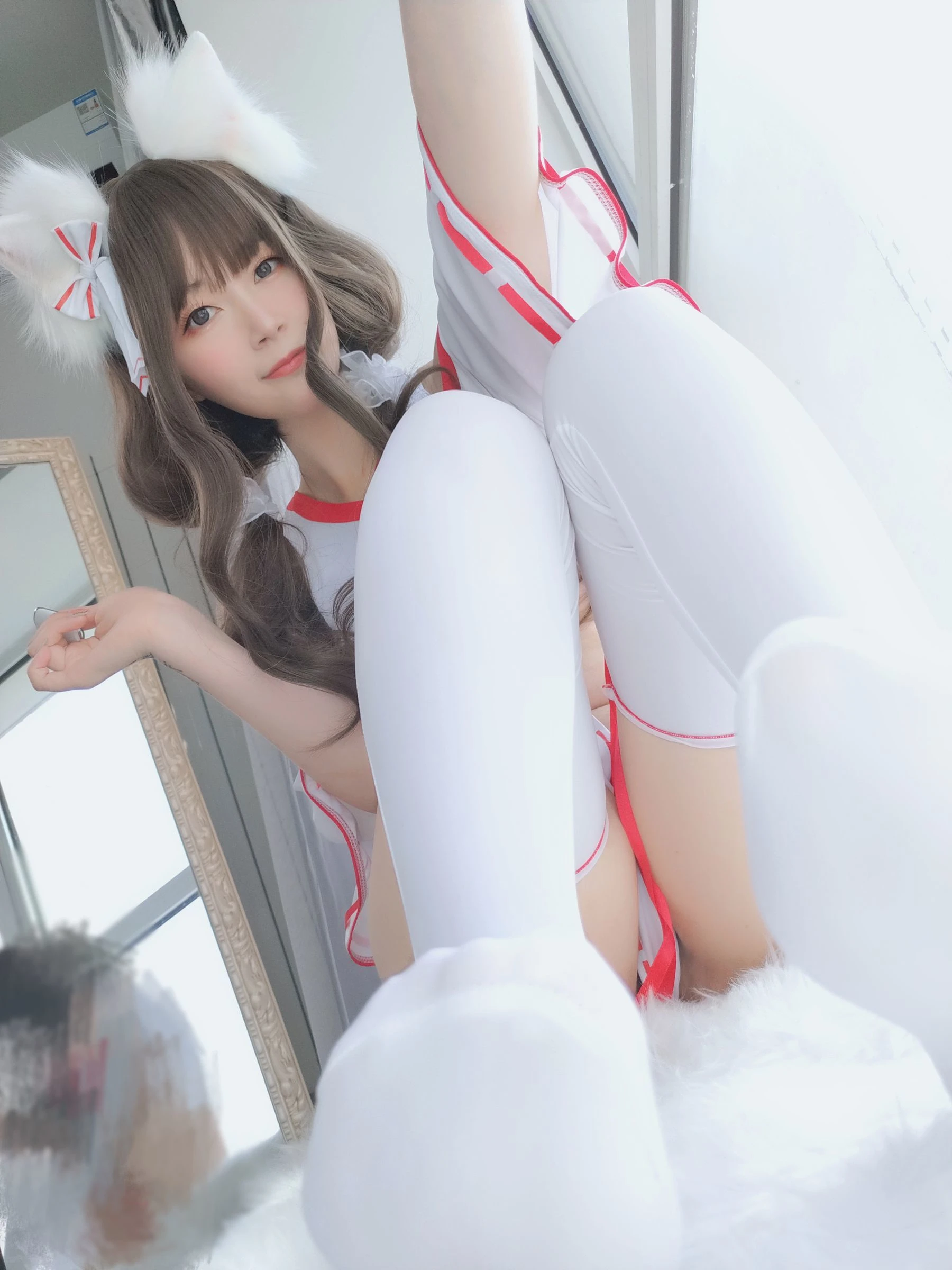 [甜心]何雅婷大圖大片作品：室內攝影優雅詮釋何雅婷翹臀曲線神韻綻放寫真集 - 20