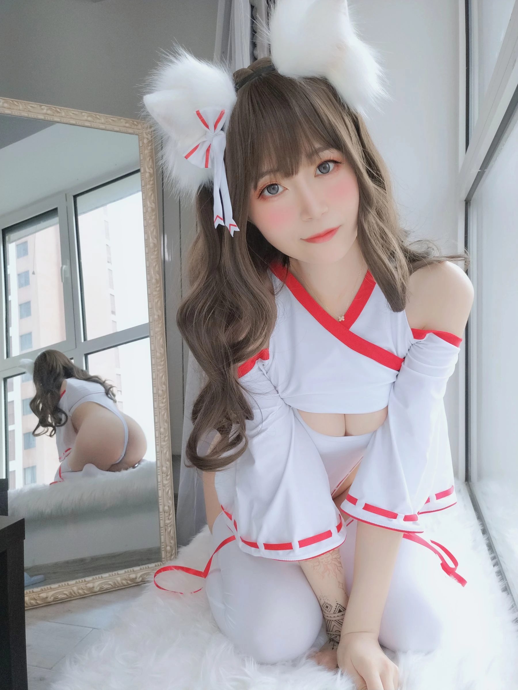 [甜心]何雅婷大圖大片作品：室內攝影優雅詮釋何雅婷翹臀曲線神韻綻放寫真集 - 47