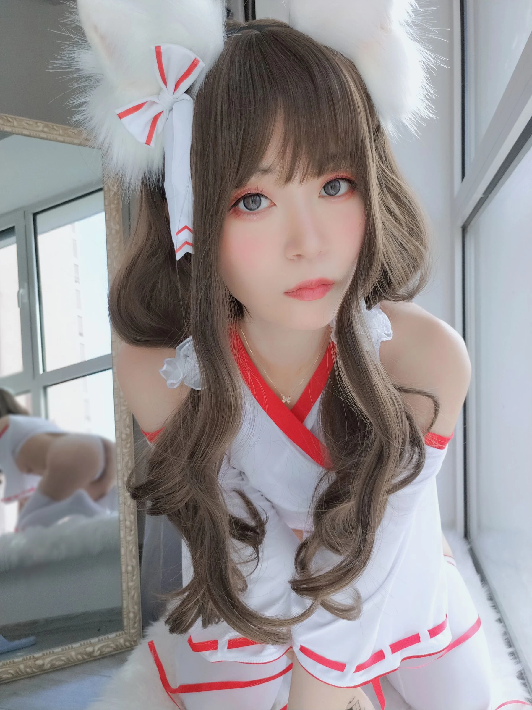 [甜心]何雅婷大圖大片作品：室內攝影優雅詮釋何雅婷翹臀曲線神韻綻放寫真集 - 9