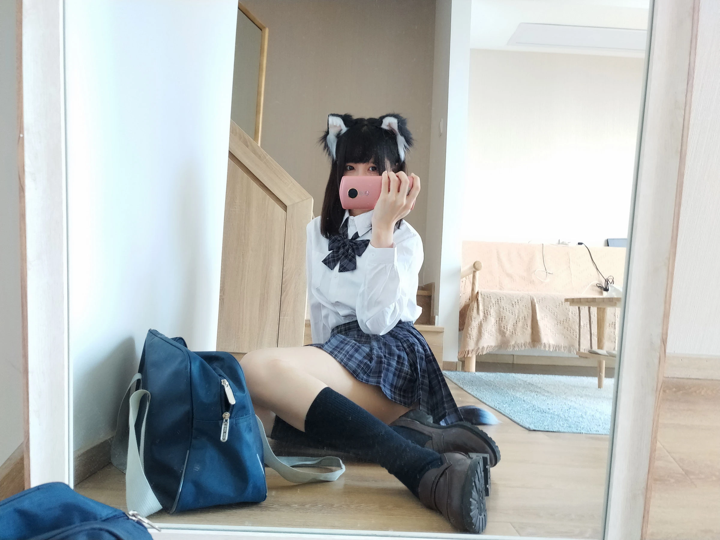 [護士]謝佳怡珍藏攝影作品：室內攝影甜美演繹謝佳怡美腿曲線韻味綻放寫真集 - 10