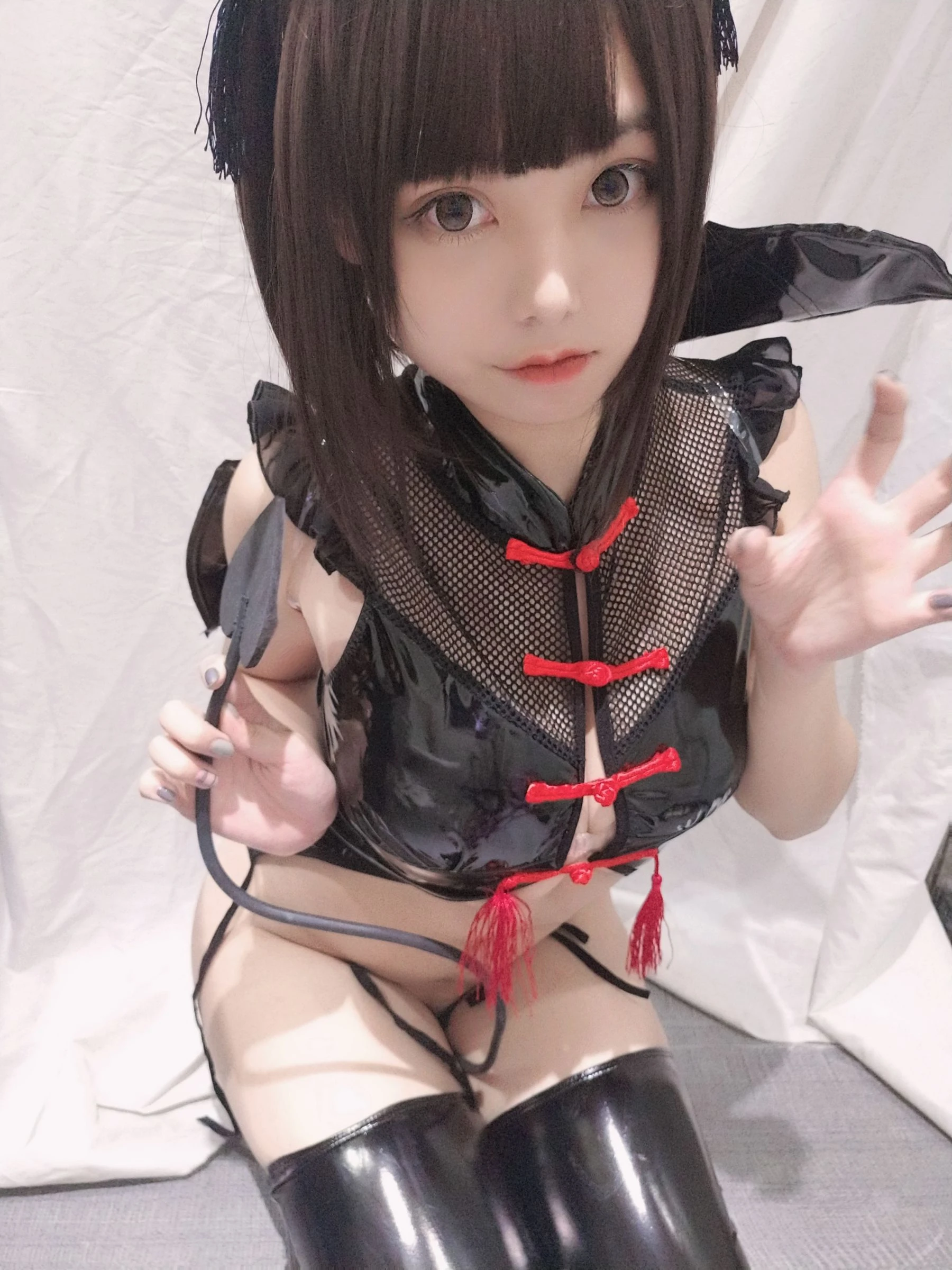 [仙女]羅雨晴首發圖集作品：街拍攝影魅惑凸顯羅雨晴身材曲線韻味綻放寫真集 - 16