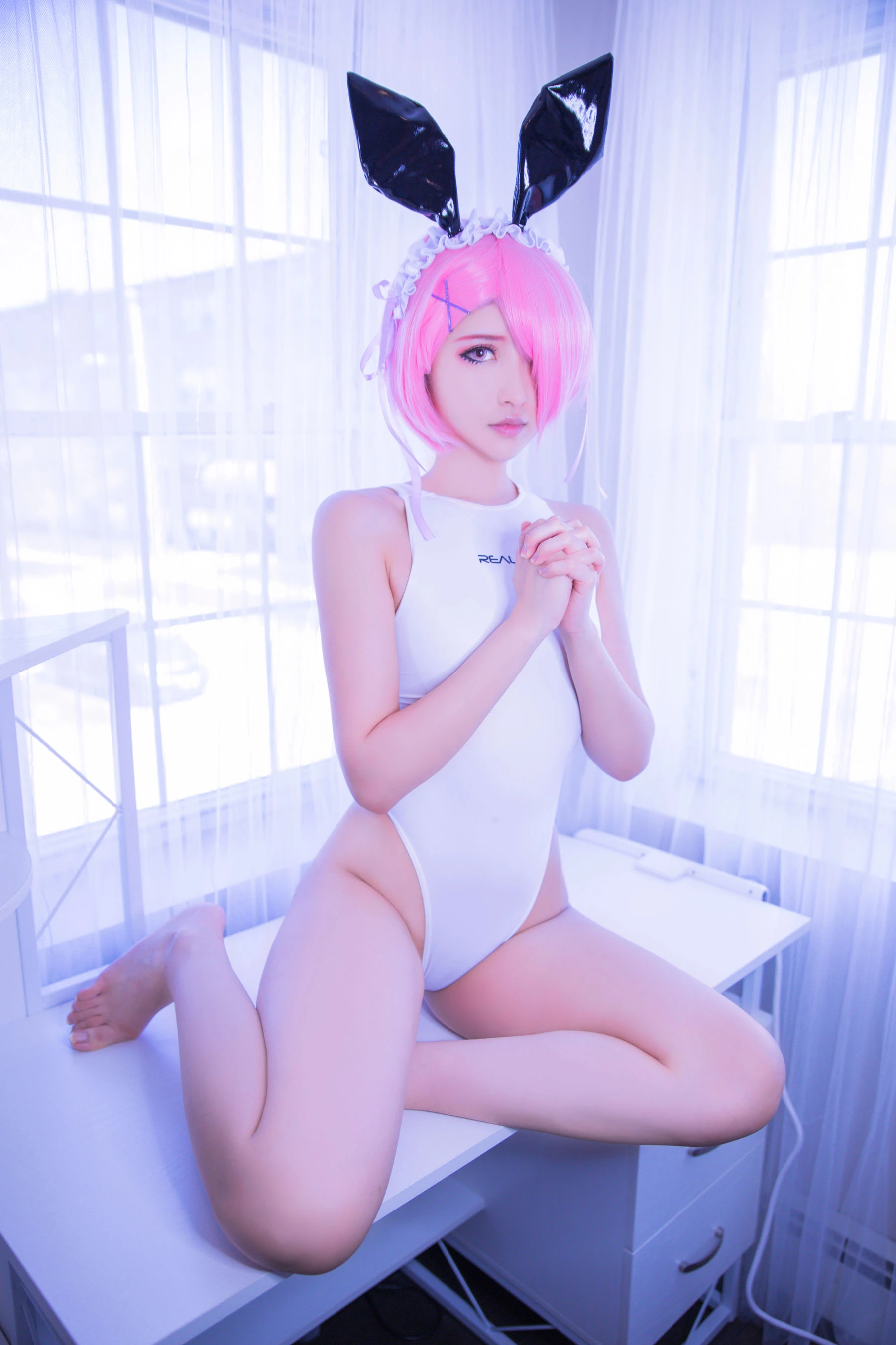 [女神]周詩琪周詩琪甜美韻味美圖大賞：室內高清美圖演繹翹臀誘惑美學 - 9