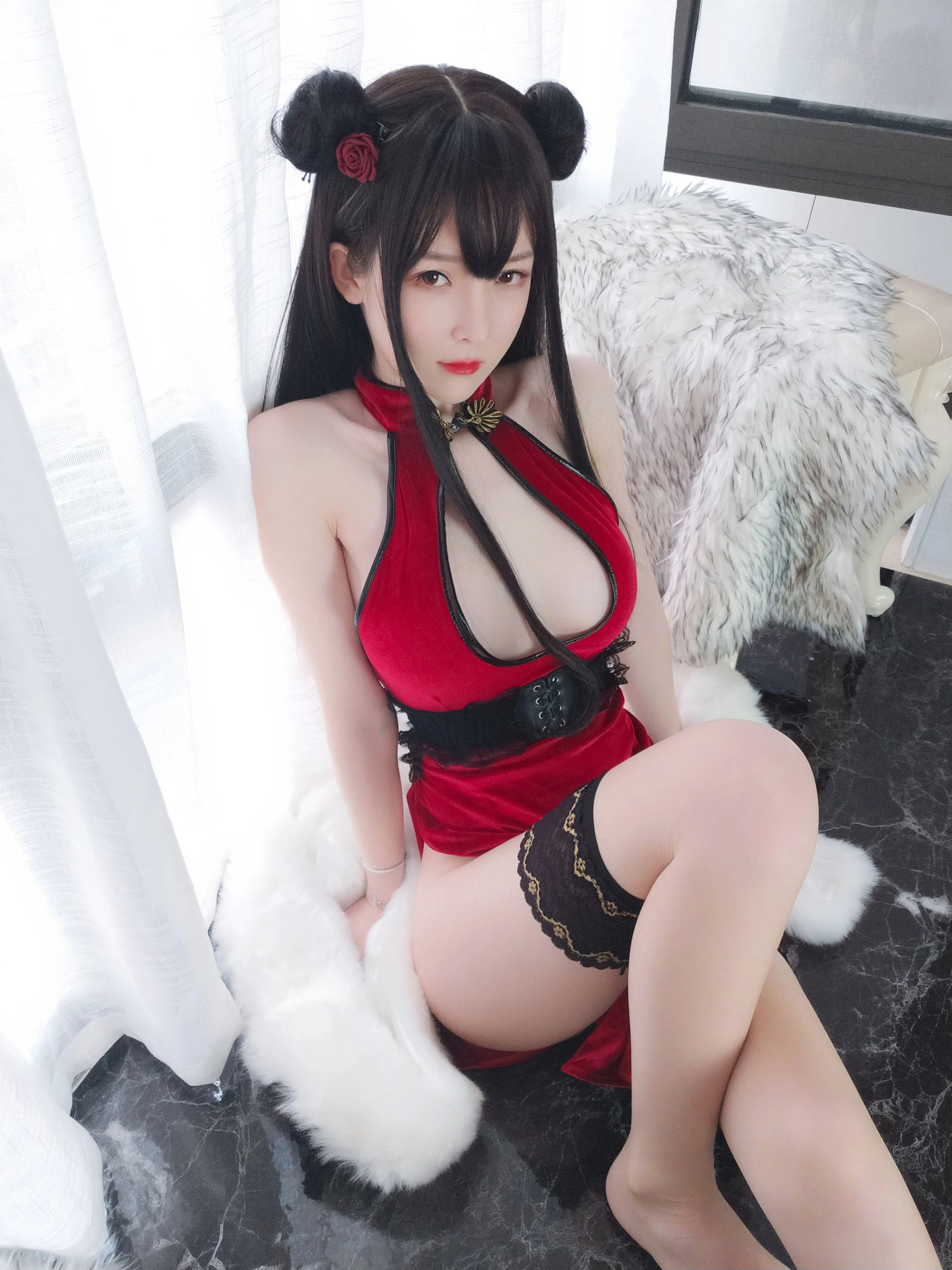 [美女]徐思瑤美圖圖集精選：徐思瑤性感韻味於室內彰顯蜂腰曲線首發攝影 - 60