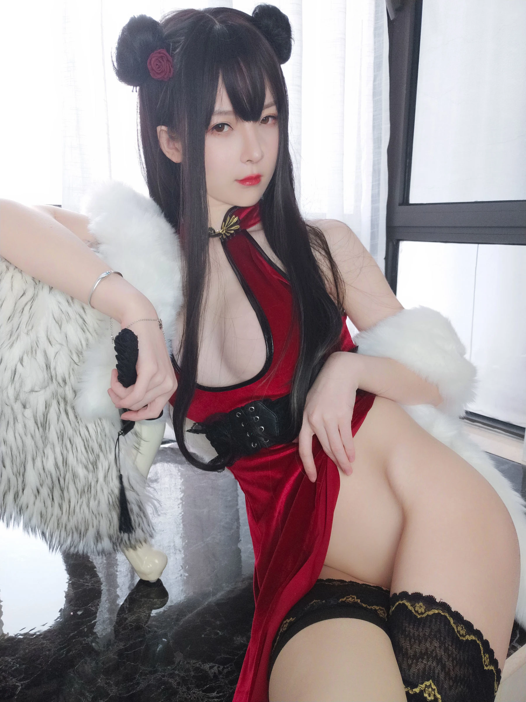 [美女]徐思瑤美圖圖集精選：徐思瑤性感韻味於室內彰顯蜂腰曲線首發攝影 - 65