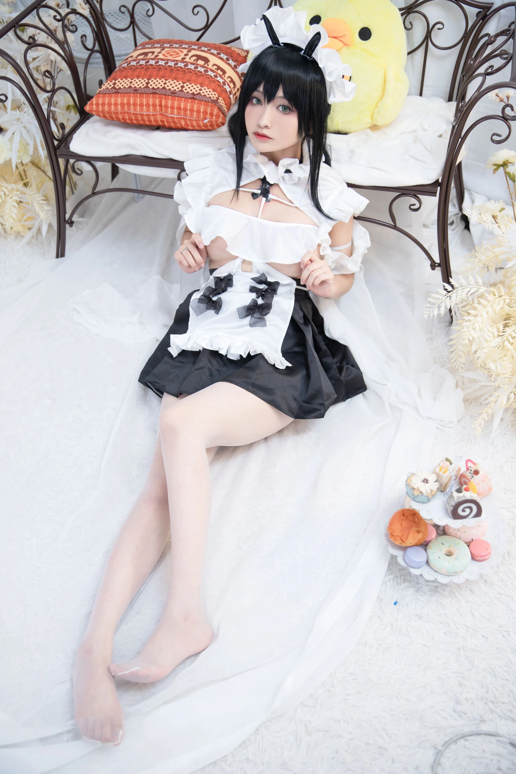 [美女]何雅婷大圖攝影棚作品藝術：何雅婷時尚風情凸顯曲線完美曲線寫真 - 5