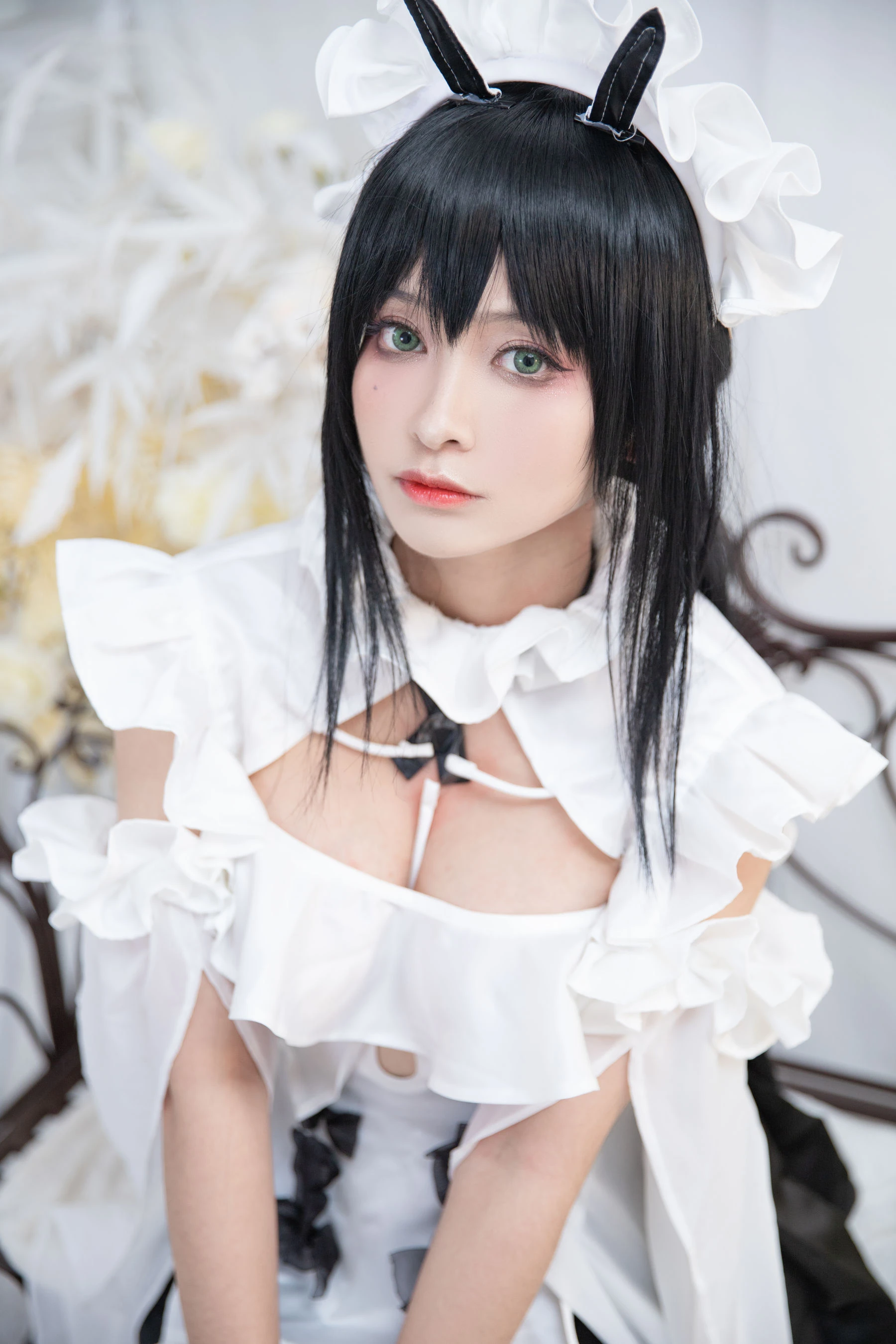 [美女]何雅婷大圖攝影棚作品藝術：何雅婷時尚風情凸顯曲線完美曲線寫真 - 56