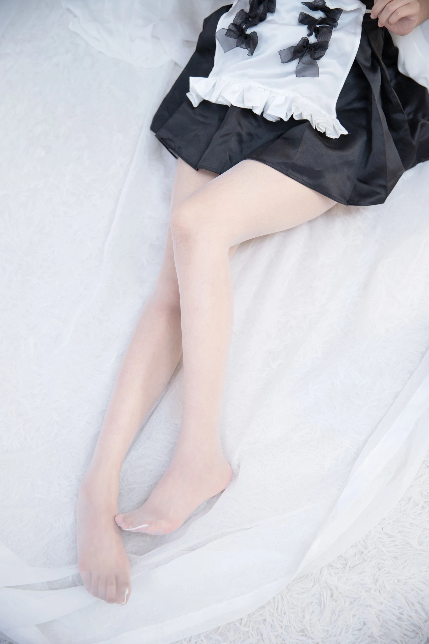 [美女]何雅婷大圖攝影棚作品藝術：何雅婷時尚風情凸顯曲線完美曲線寫真 - 6