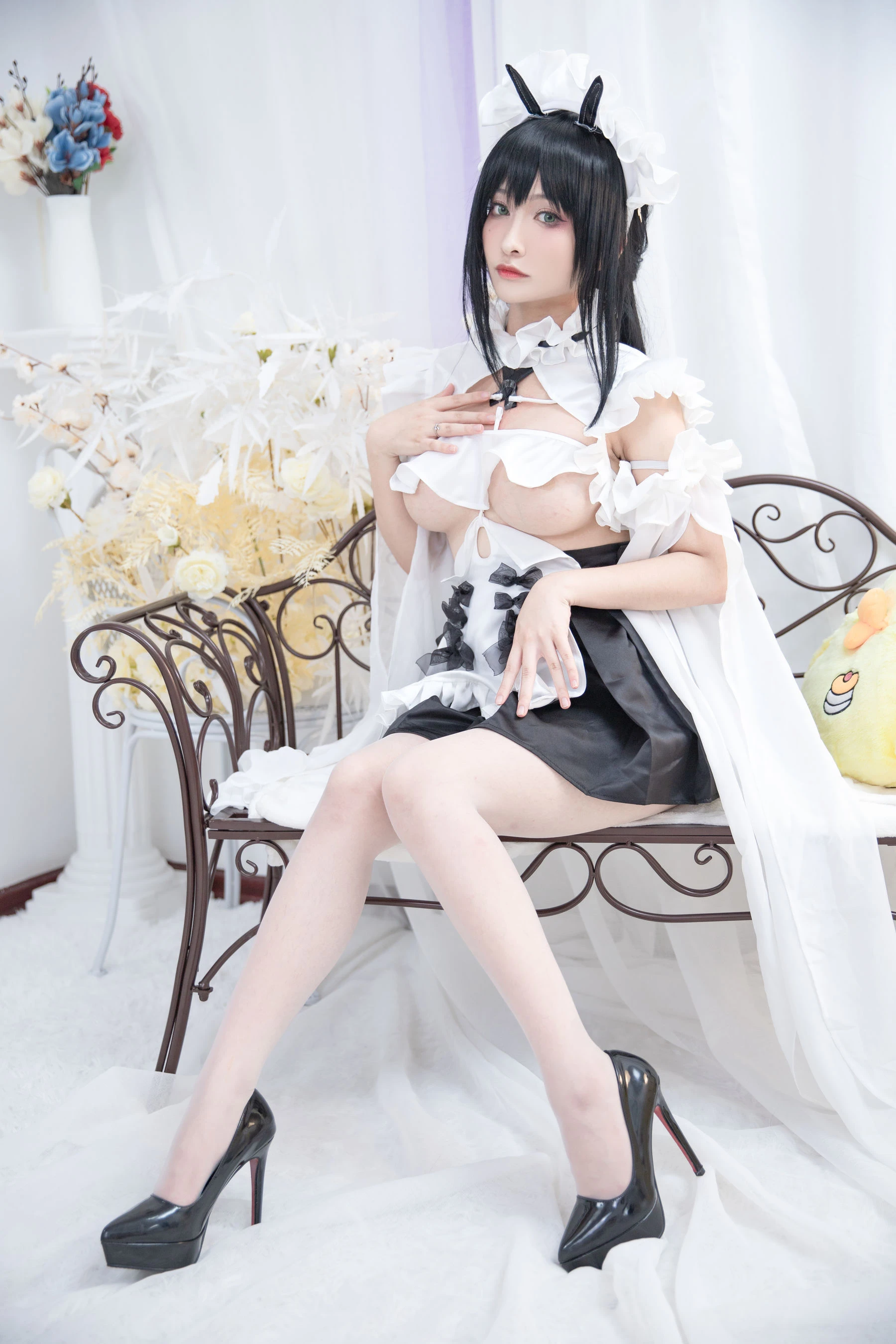 [美女]何雅婷大圖攝影棚作品藝術：何雅婷時尚風情凸顯曲線完美曲線寫真 - 68