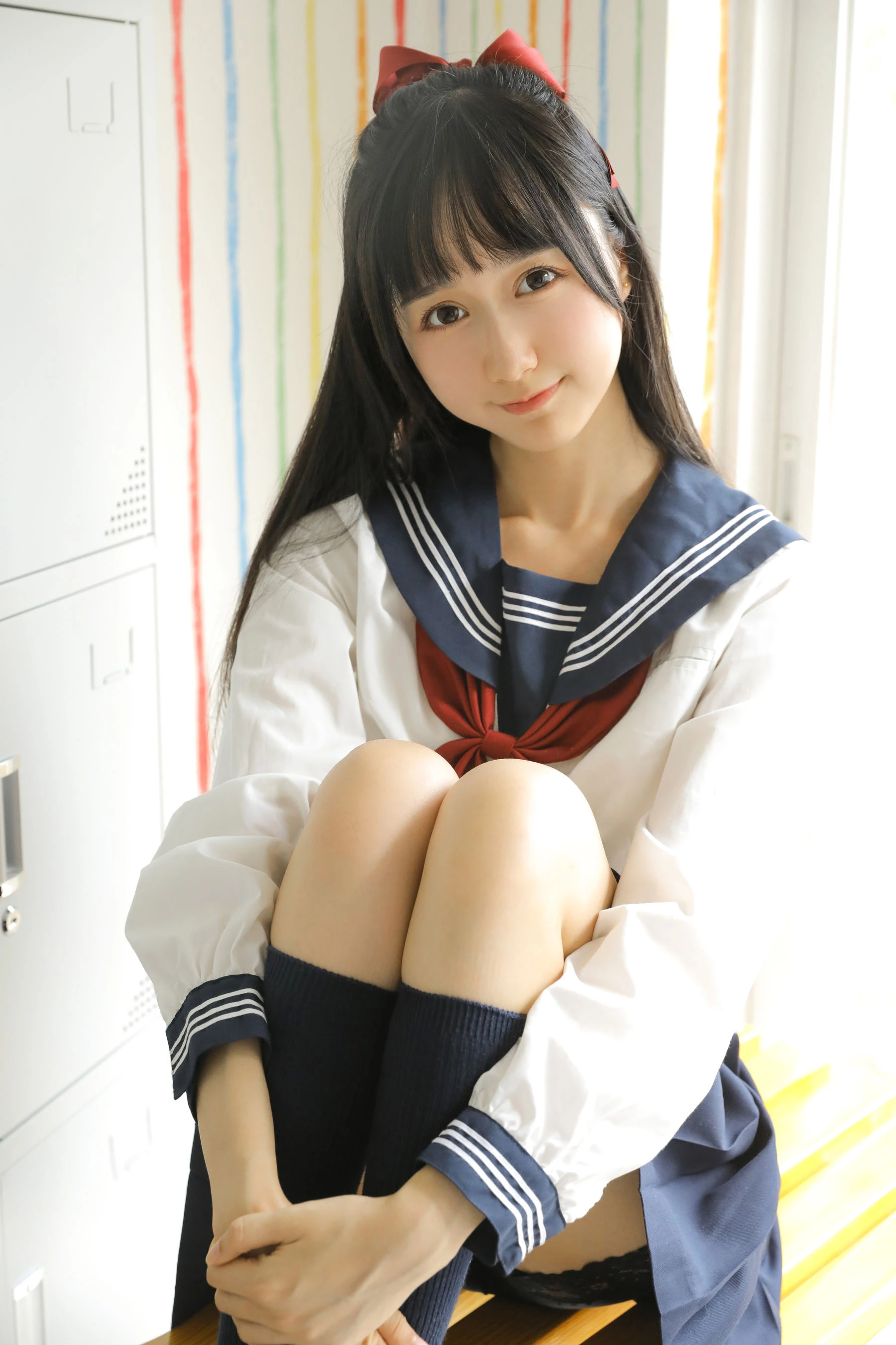 [校花]謝雨婷攝影圖集精選：謝雨婷時尚風採於室內釋放美腿曲線高清攝影 - 17