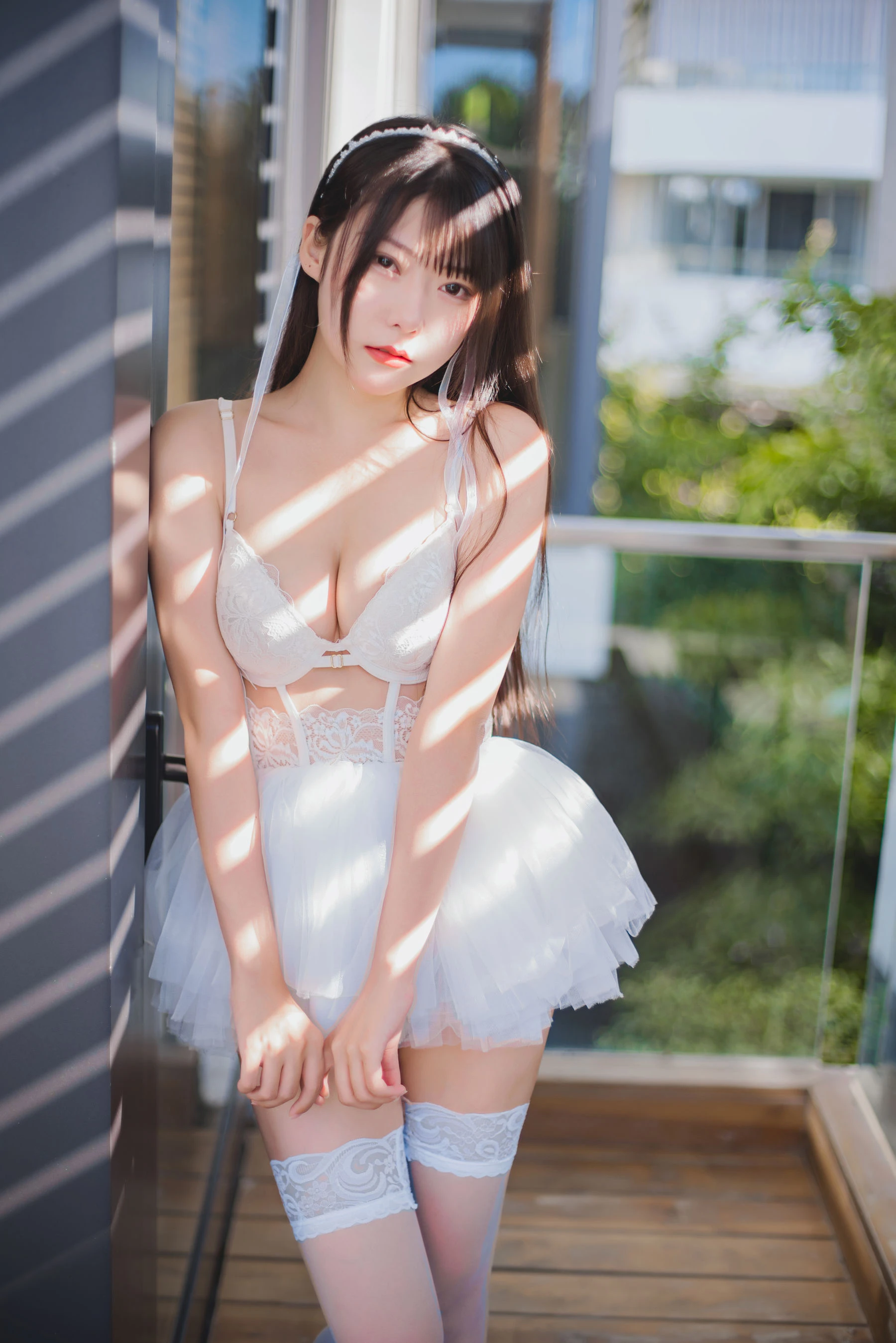 [校花]羅慧新羅慧新街拍首發寫真：清純風情釋放曲線誘惑展現寫真大片 - 1