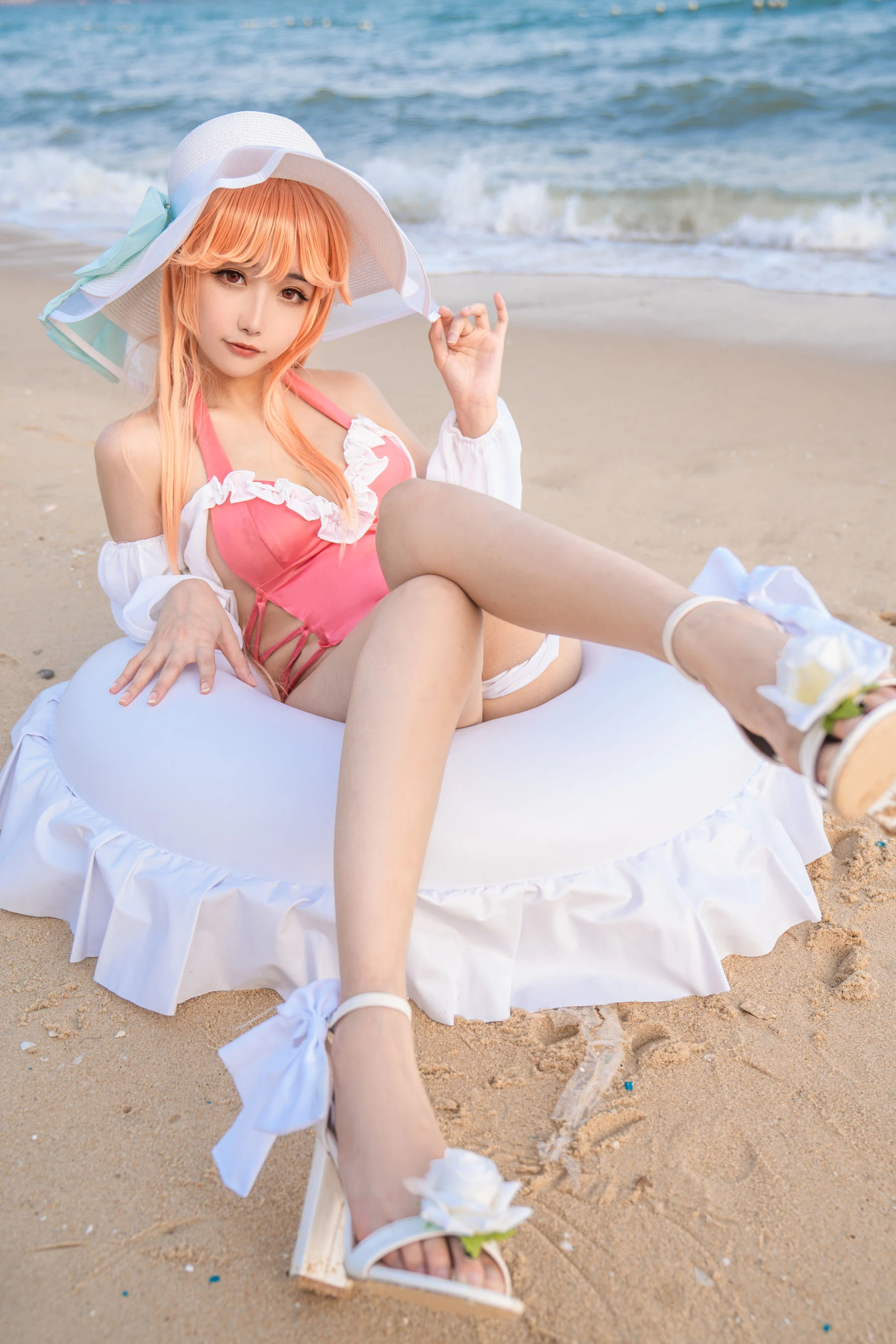 [Cosplay]梁莉婷梁莉婷清純格調大片大賞：室內超清大片演繹美腿誘惑美學 - 11
