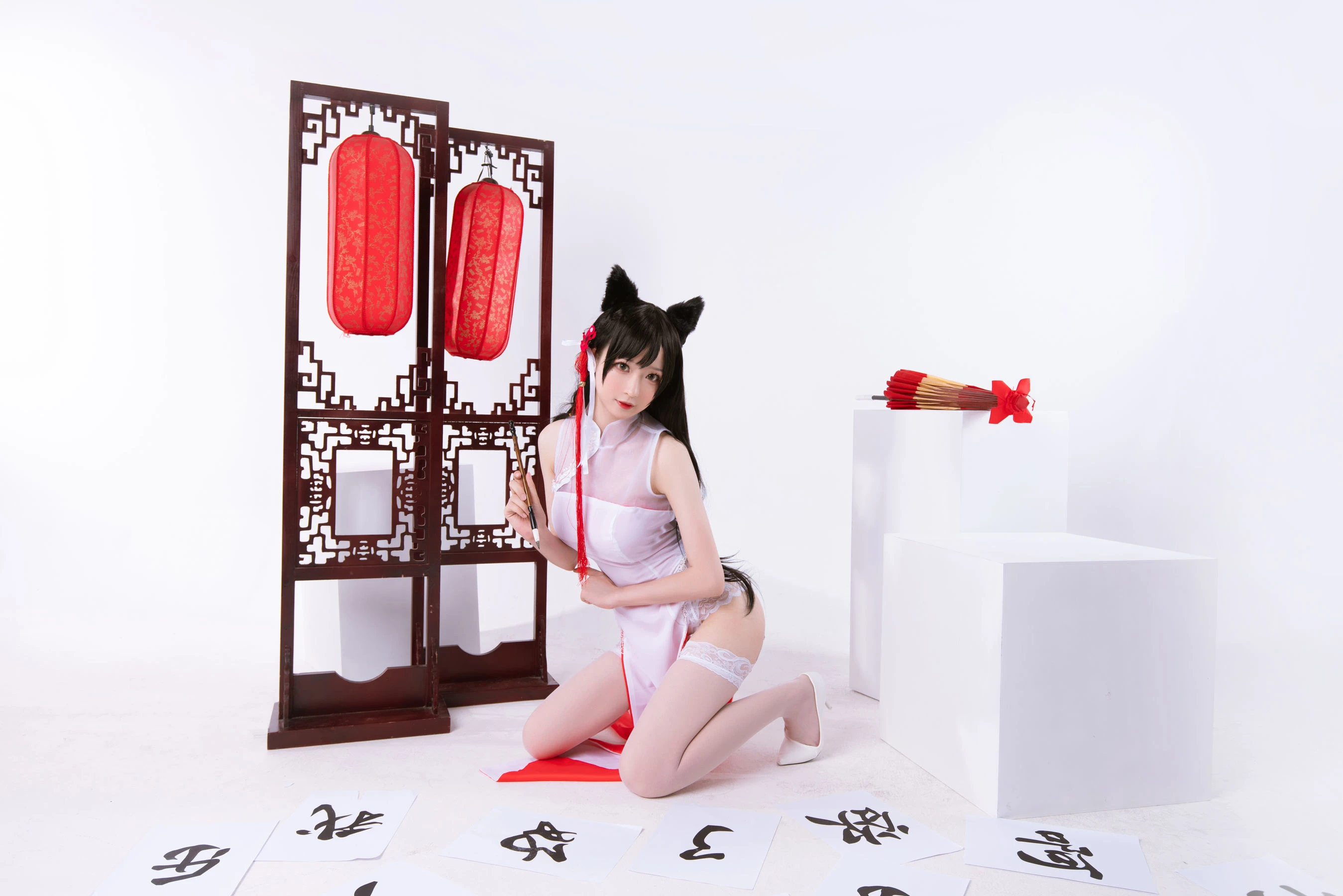 苗慄正午車模美照 – 活潑魅力室內實錄珍藏 - 11