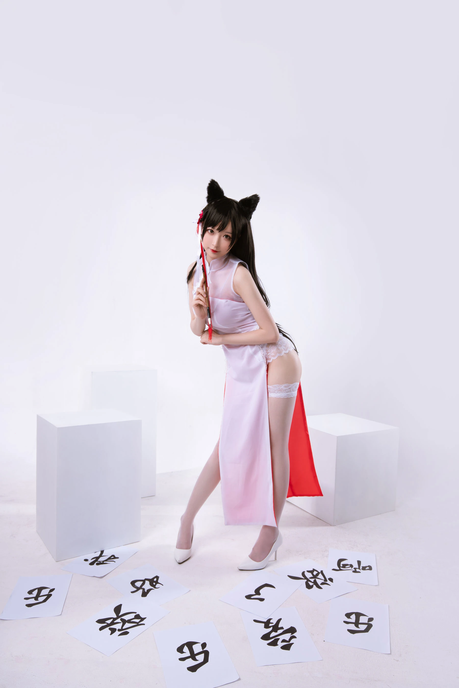 苗慄正午車模美照 – 活潑魅力室內實錄珍藏 - 3