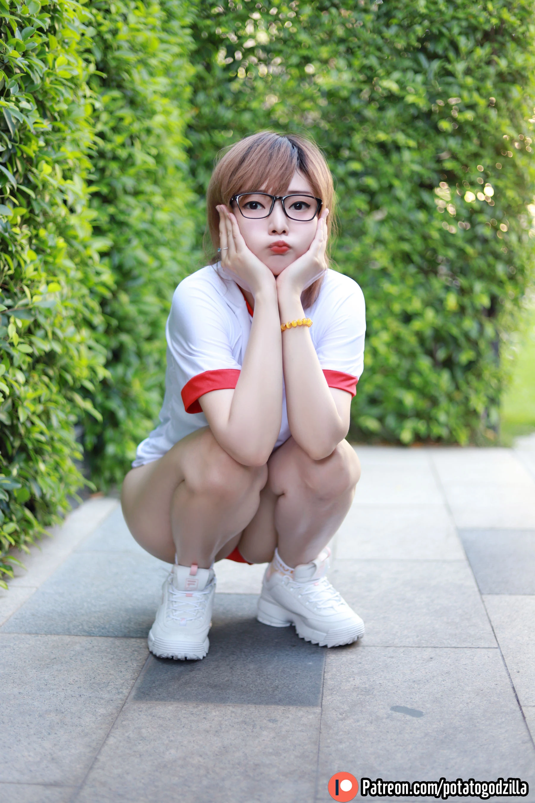 [少婦]劉雨靜劉雨靜室內大圖作品：性感韻味釋放身材誘惑凸顯寫真大片 - 20