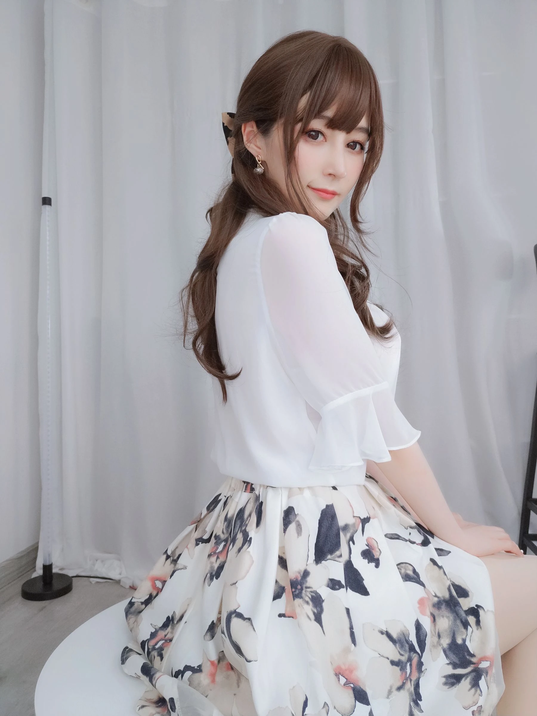 [少婦]劉雅婷大圖寫真館圖集藝術：劉雅婷魅惑魅力演繹身材完美曲線寫真 - 33