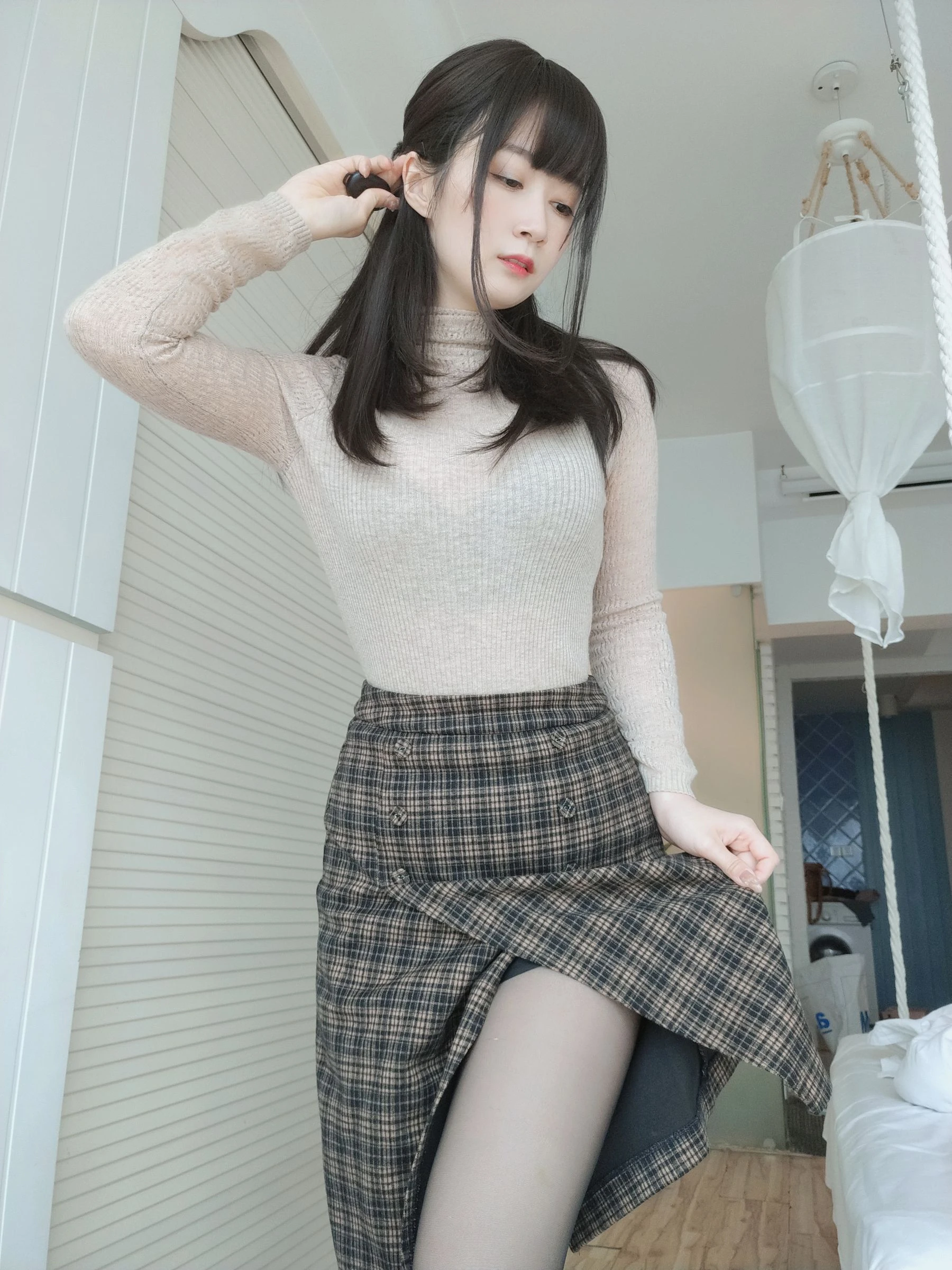 [女神]鄧莉琪鄧莉琪自然光珍藏攝影：火辣格調釋放長腿誘惑詮釋寫真大片 - 16