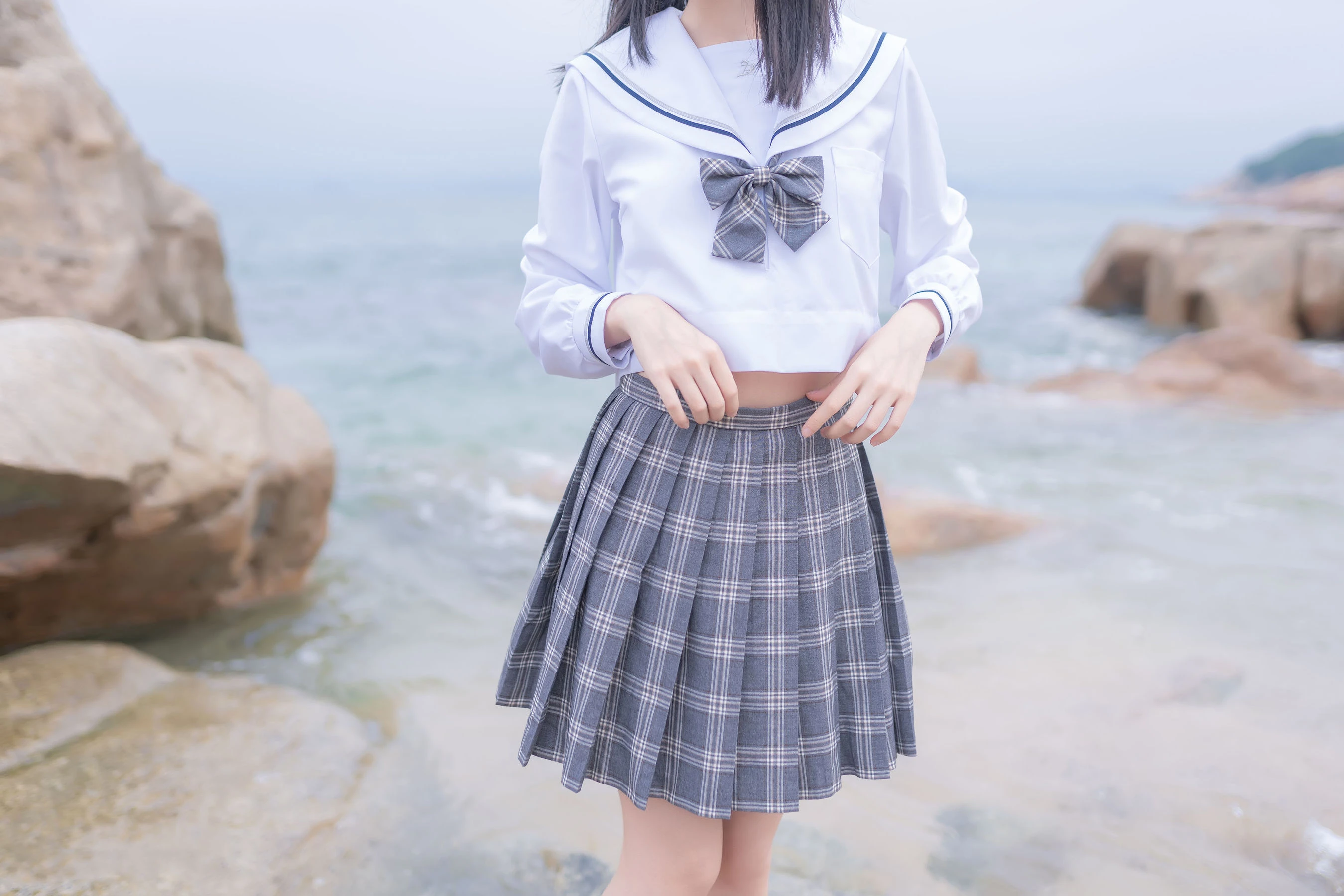 [嫩模]林雨含圖集圖集精選：林雨含甜美風採於自然光凸顯蜂腰曲線首發攝影 - 12
