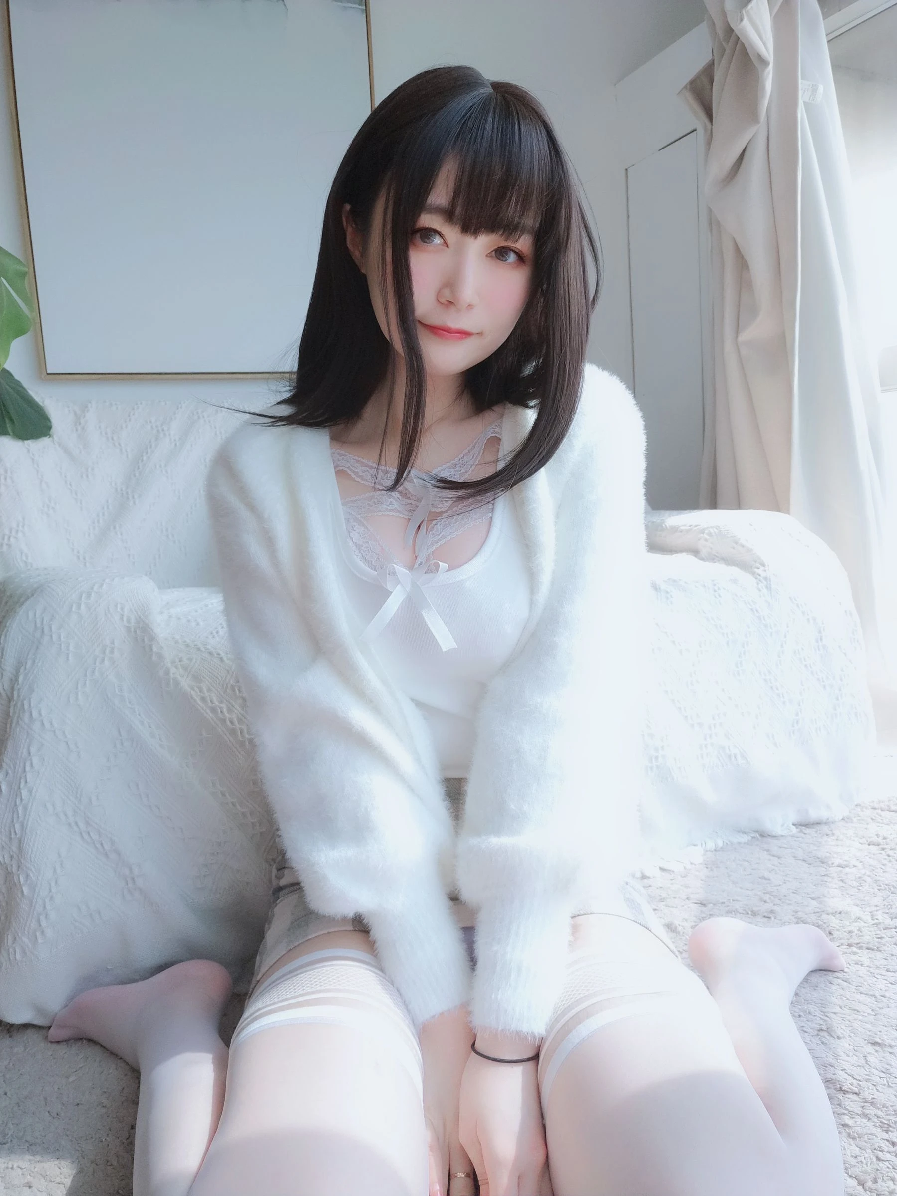 [正妹]周詩琪寫真館首發作品珍藏：周詩琪性感演繹曲線完美風採釋放寫真藝術 - 5
