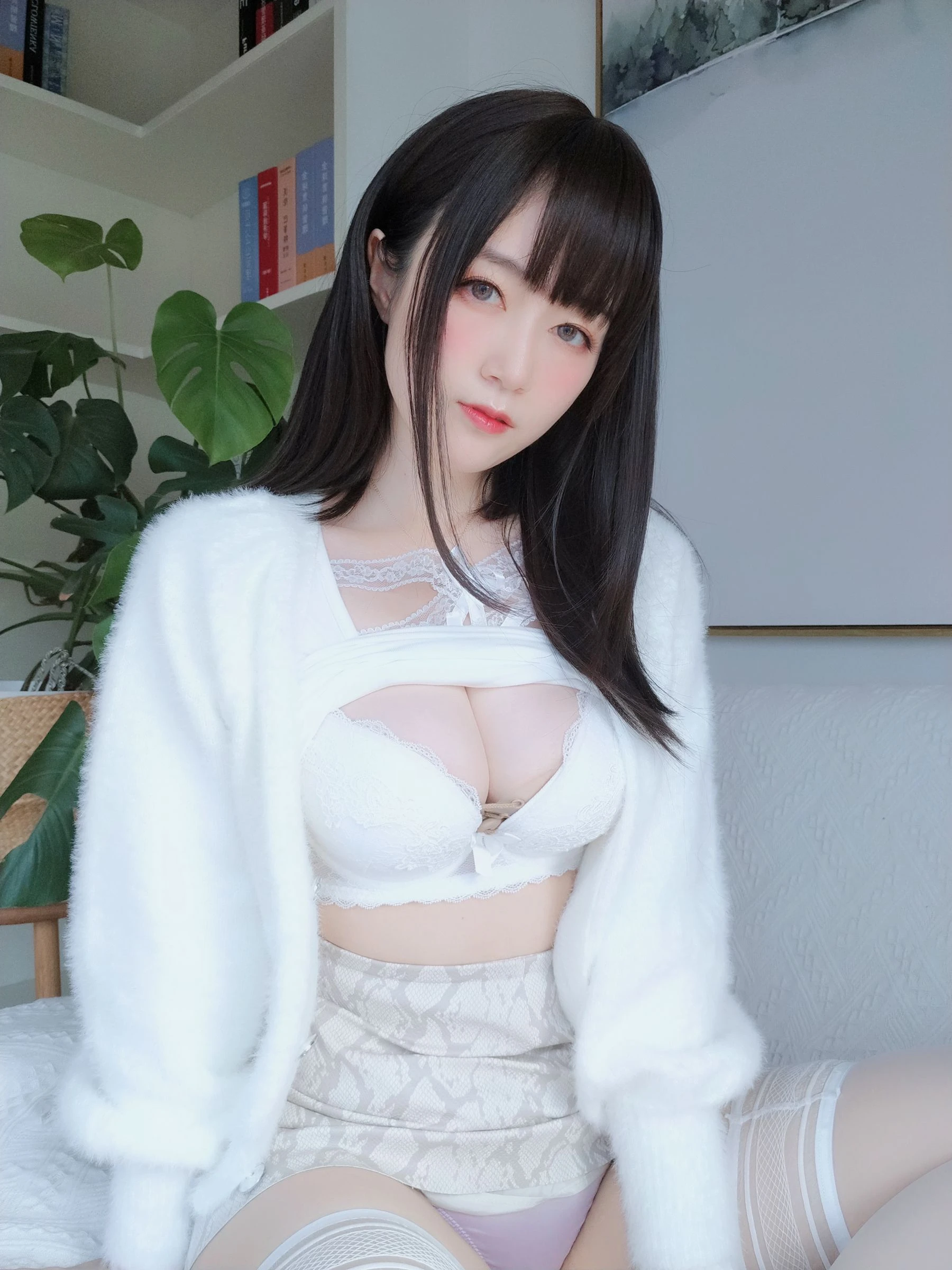 [正妹]周詩琪寫真館首發作品珍藏：周詩琪性感演繹曲線完美風採釋放寫真藝術 - 51