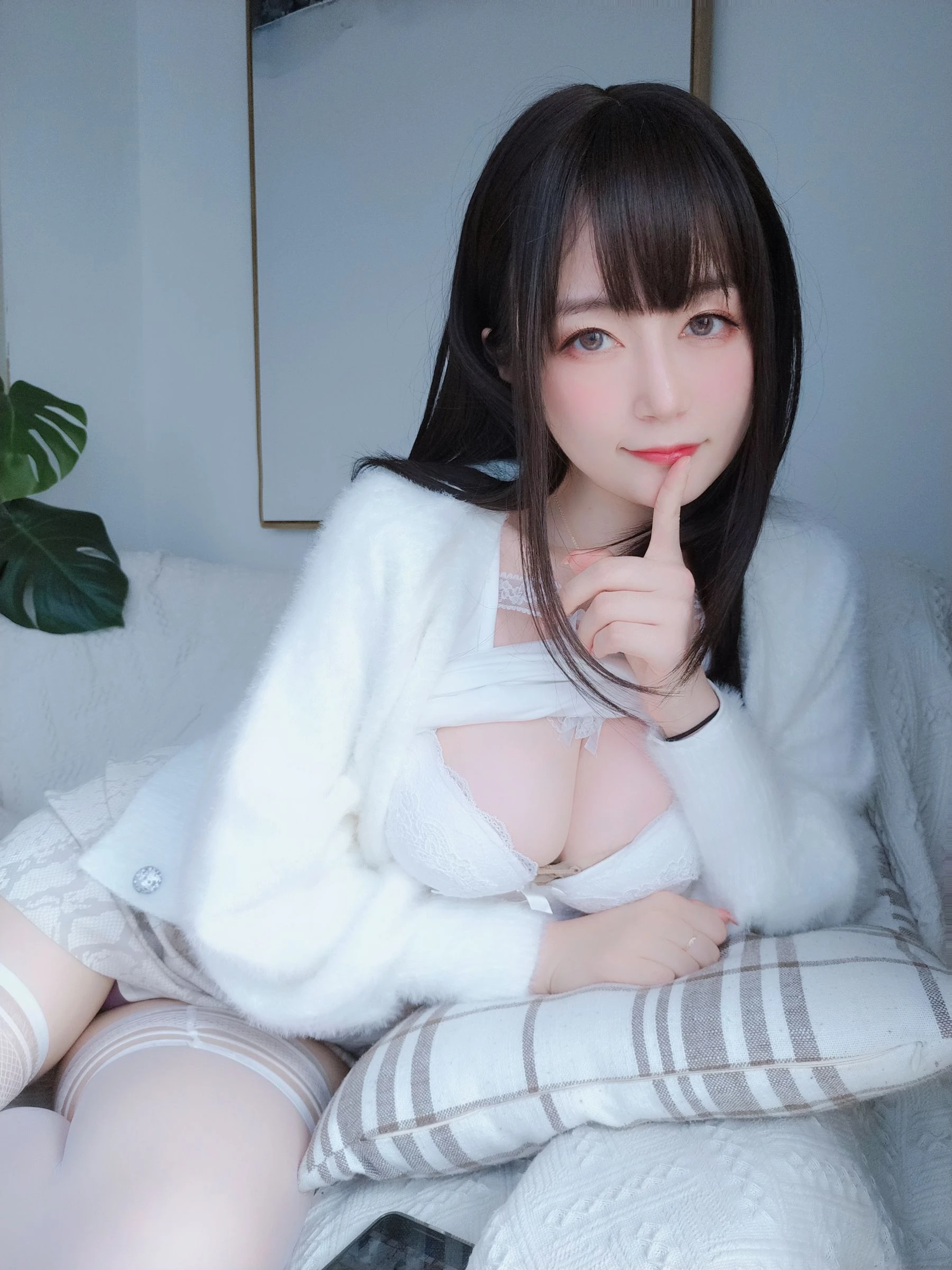 [正妹]周詩琪寫真館首發作品珍藏：周詩琪性感演繹曲線完美風採釋放寫真藝術 - 86