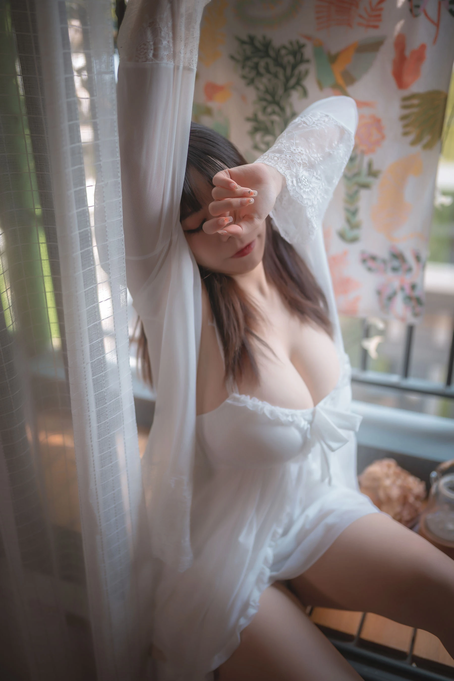 模特性感山景寫真 – 夏日神秘風格展現精選 - 16
