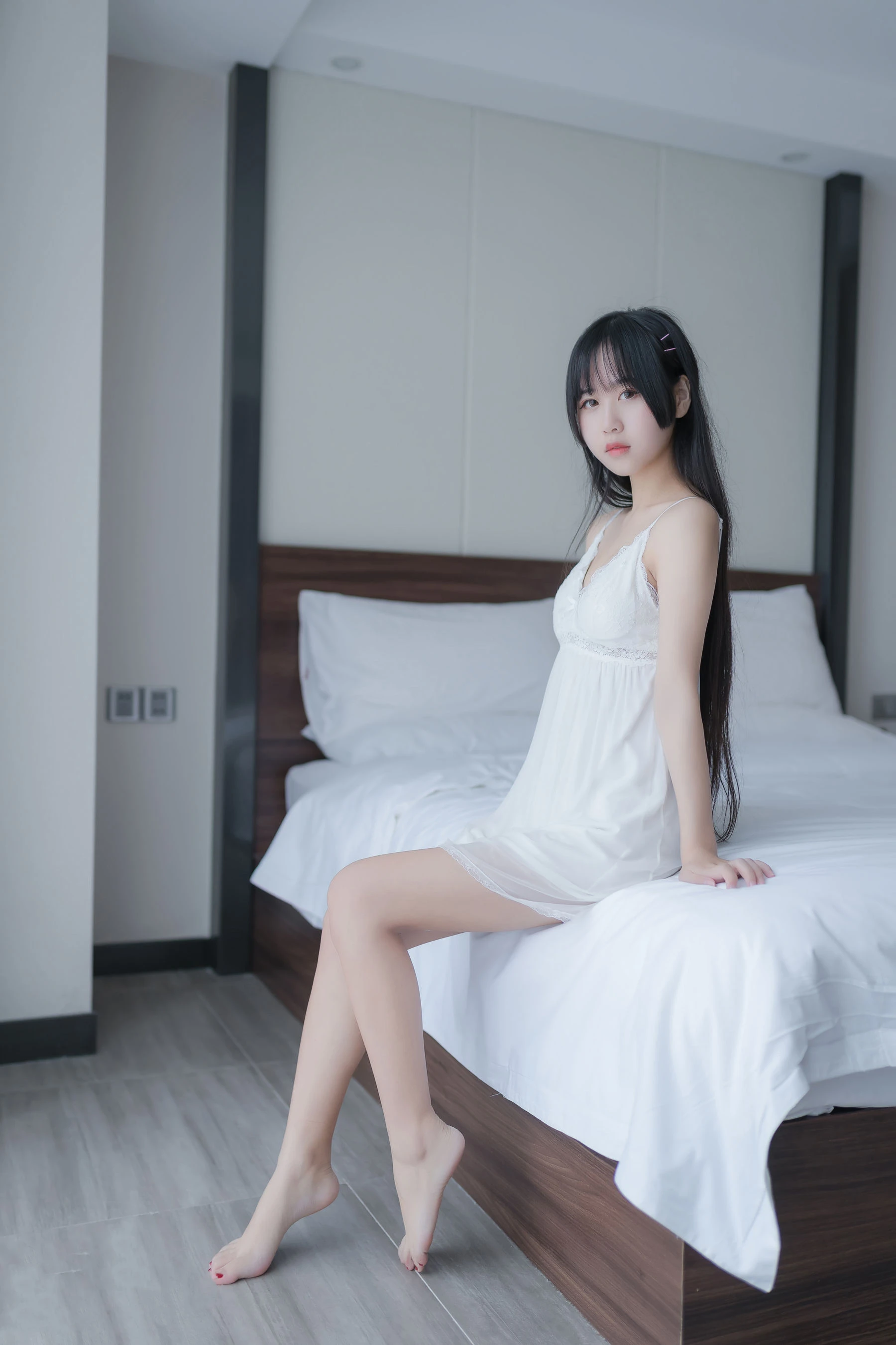 新北凌晨網紅美照 – 清純魅力室內實錄珍藏 - 1