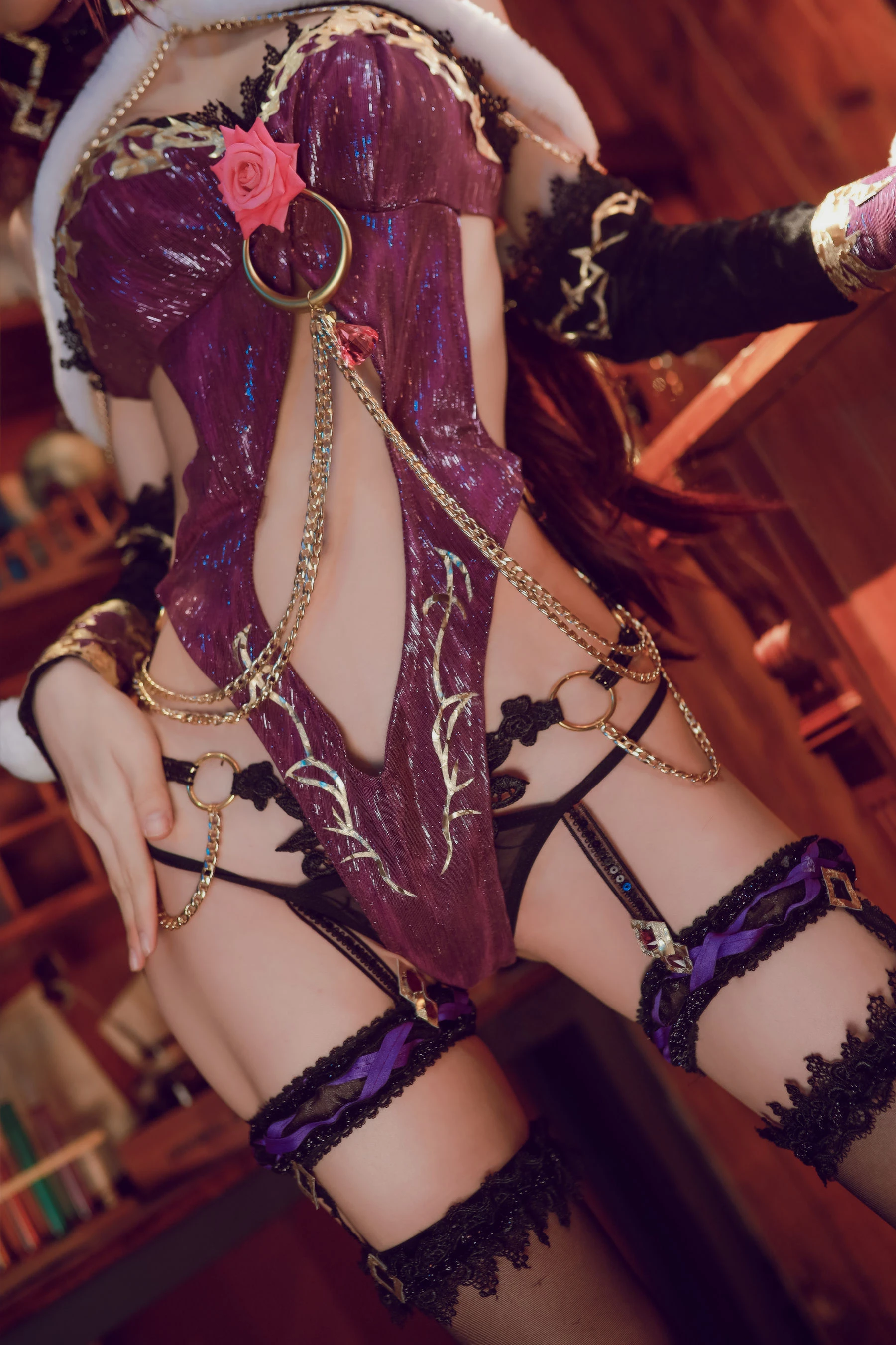 夜晚苗慄舞者寫真精選 – 時尚室內活力完美融合珍藏 - 26