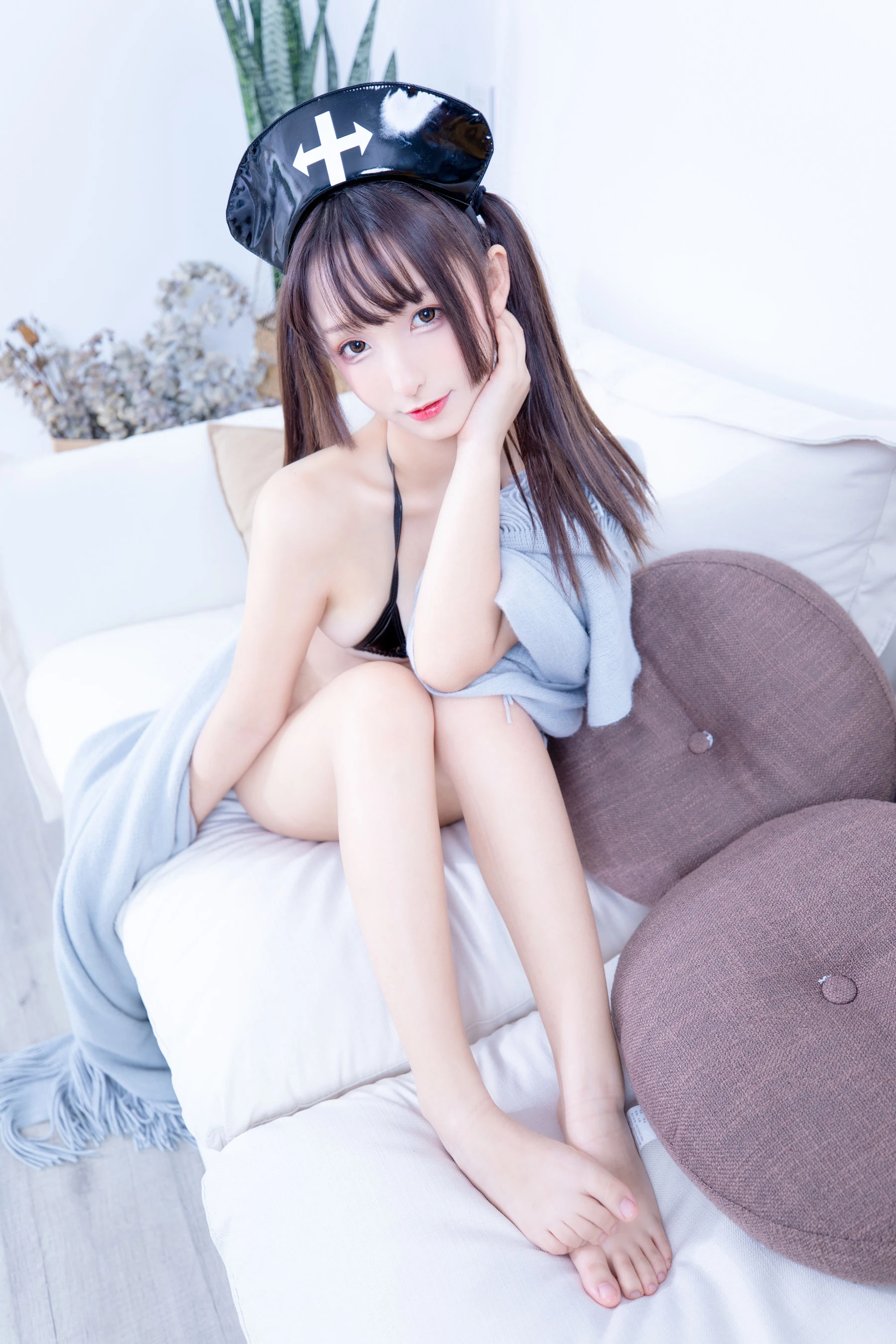 空姐性感室內寫真 – 雨季激情風格展現典藏 - 50