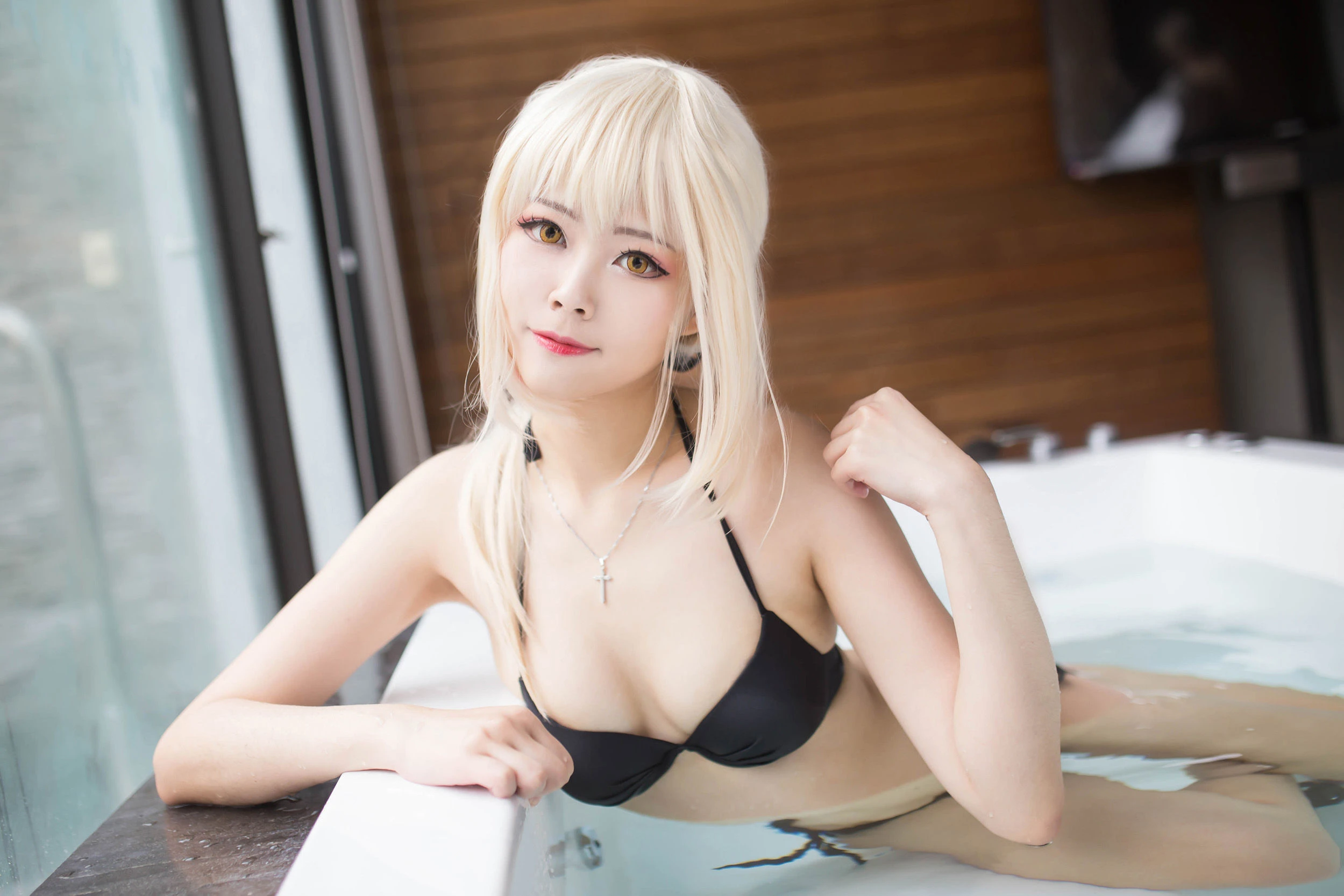 DJ活潑攝影棚寫真 – 夏季浪漫風格展現限量 - 10