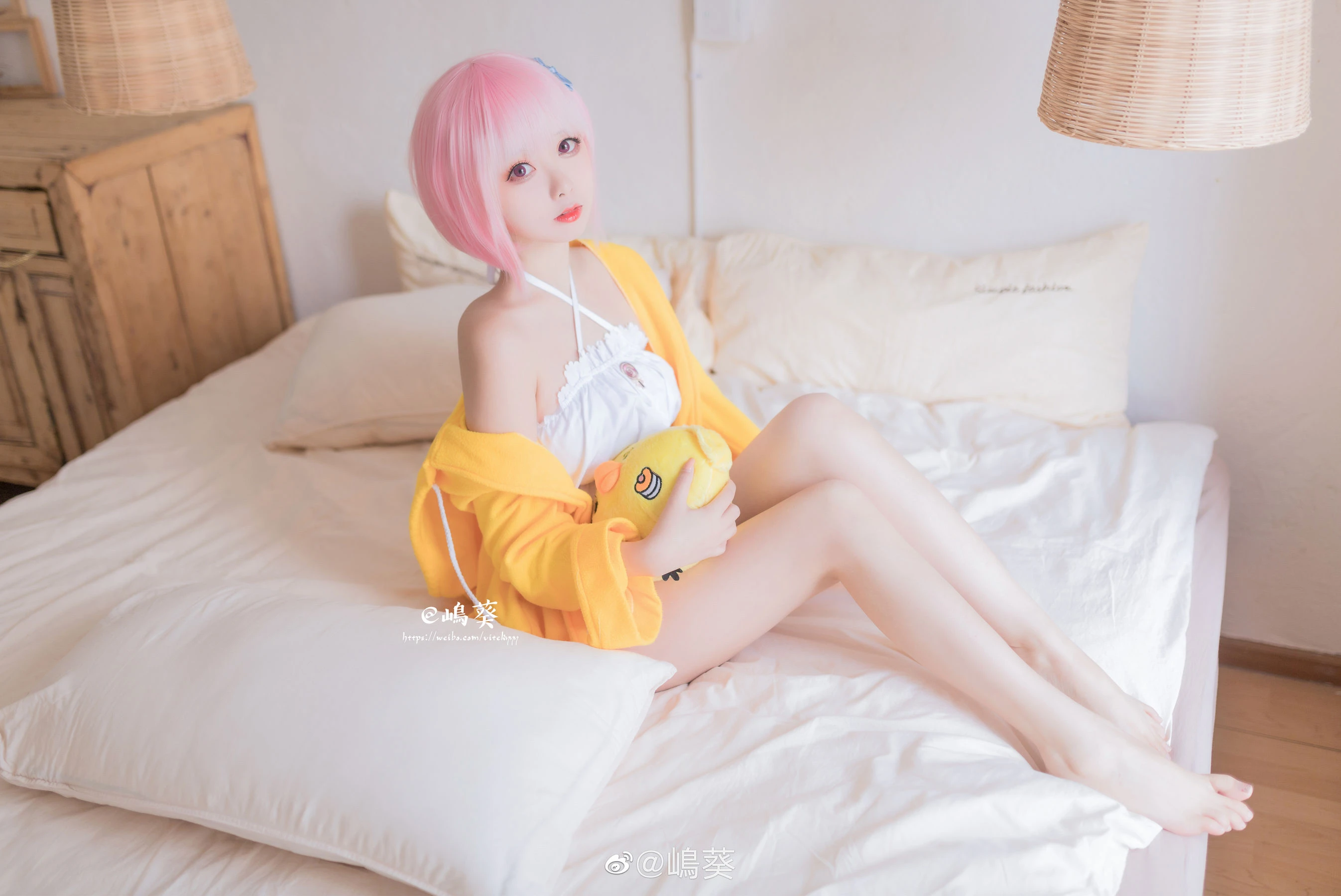 新竹黃昏護士美照 – 性感魅力私房實錄珍藏 - 1