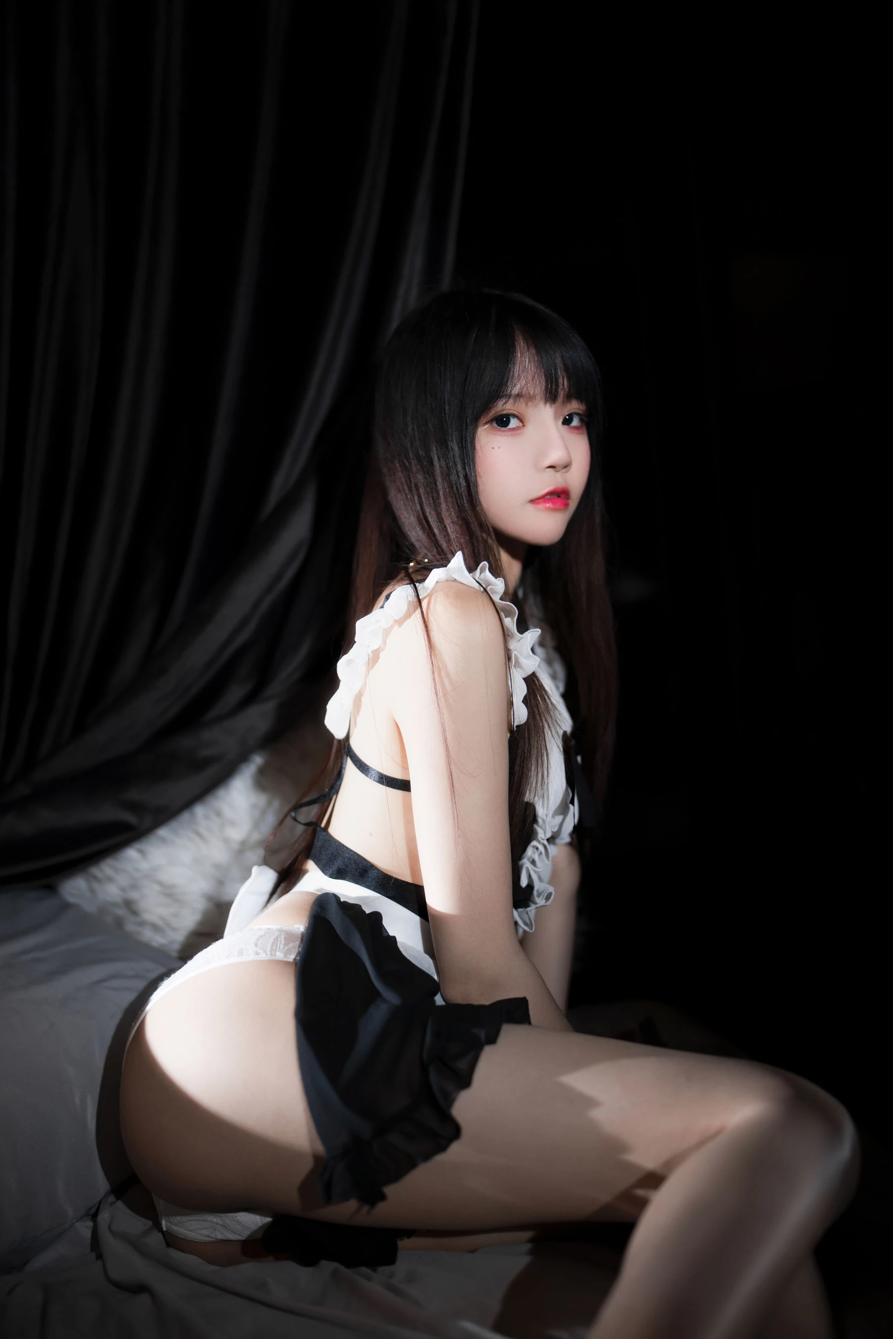 高貴空姐私藏美照 – 苗慄戶外夜晚獨家呈現獨家 - 4