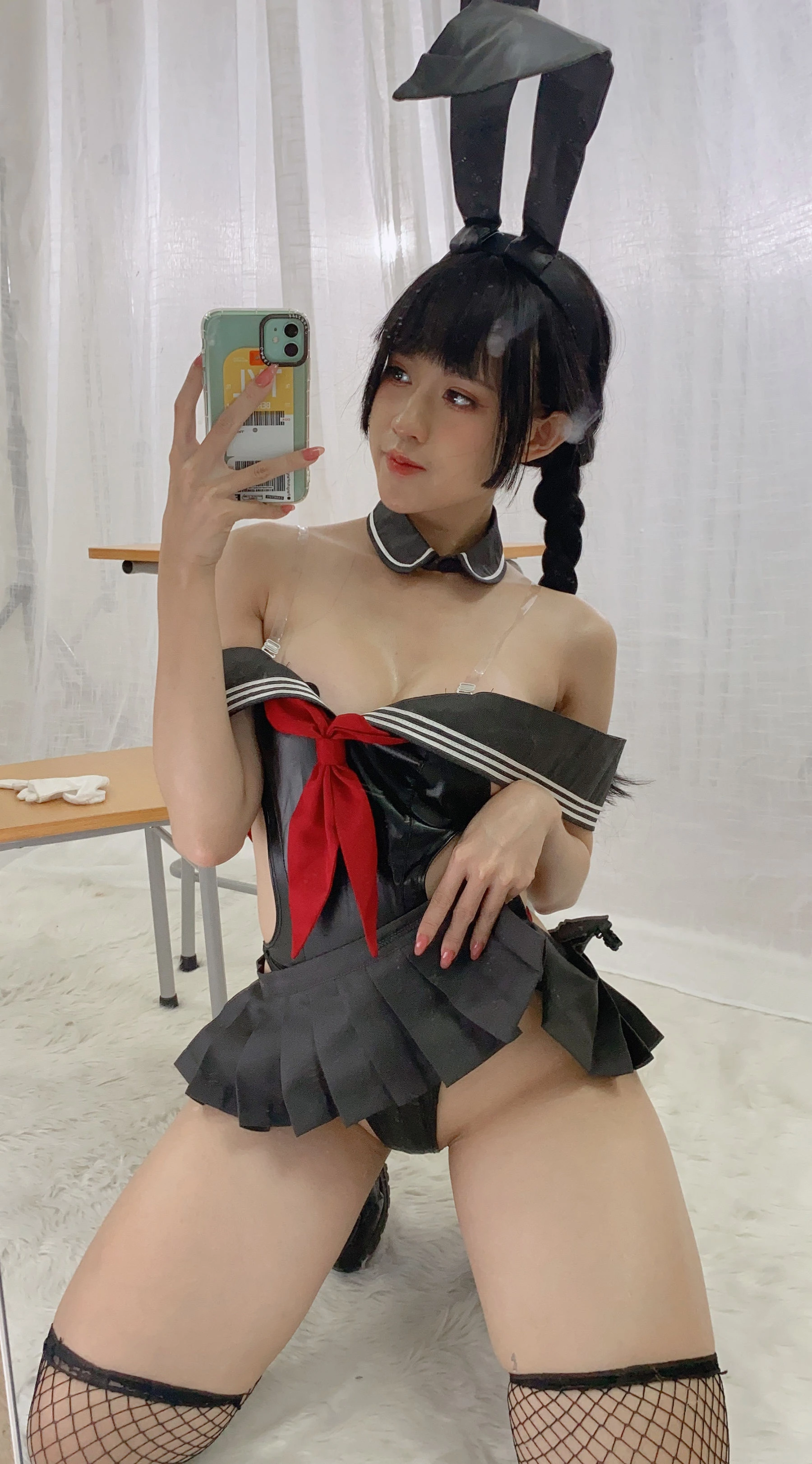 苗慄正午網紅美照 – 魅惑魅力戶外實錄限量 - 20