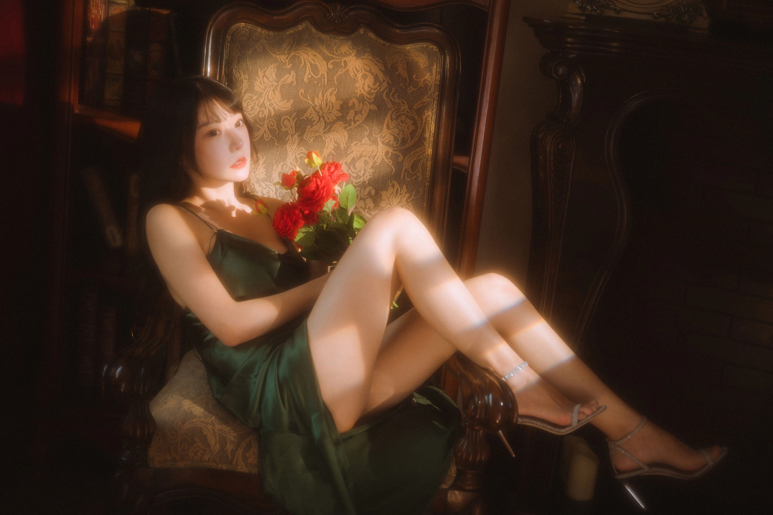 苗慄夜晚模特美照 – 甜美魅力街拍實錄限量 - 35