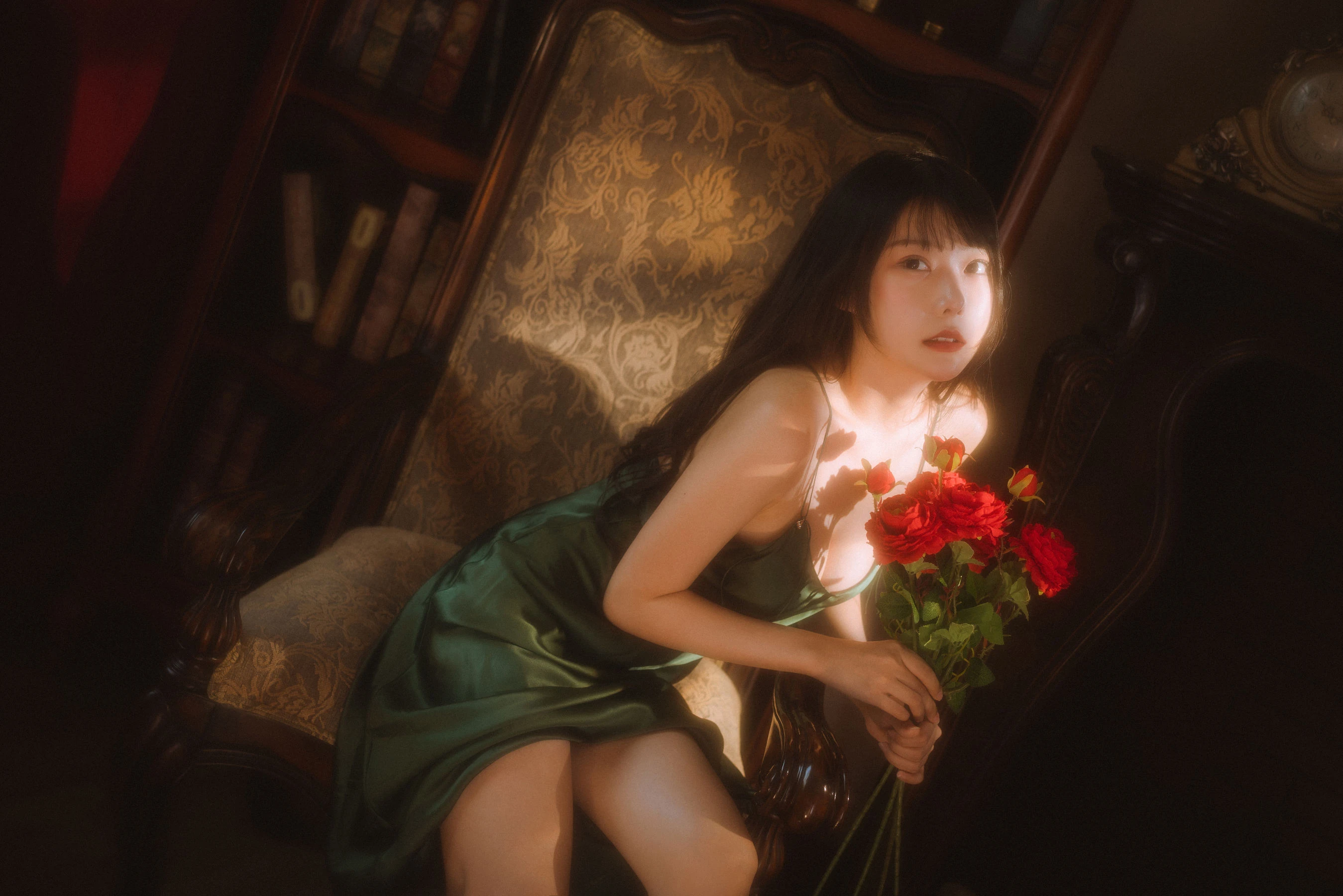 苗慄夜晚模特美照 – 甜美魅力街拍實錄限量 - 37