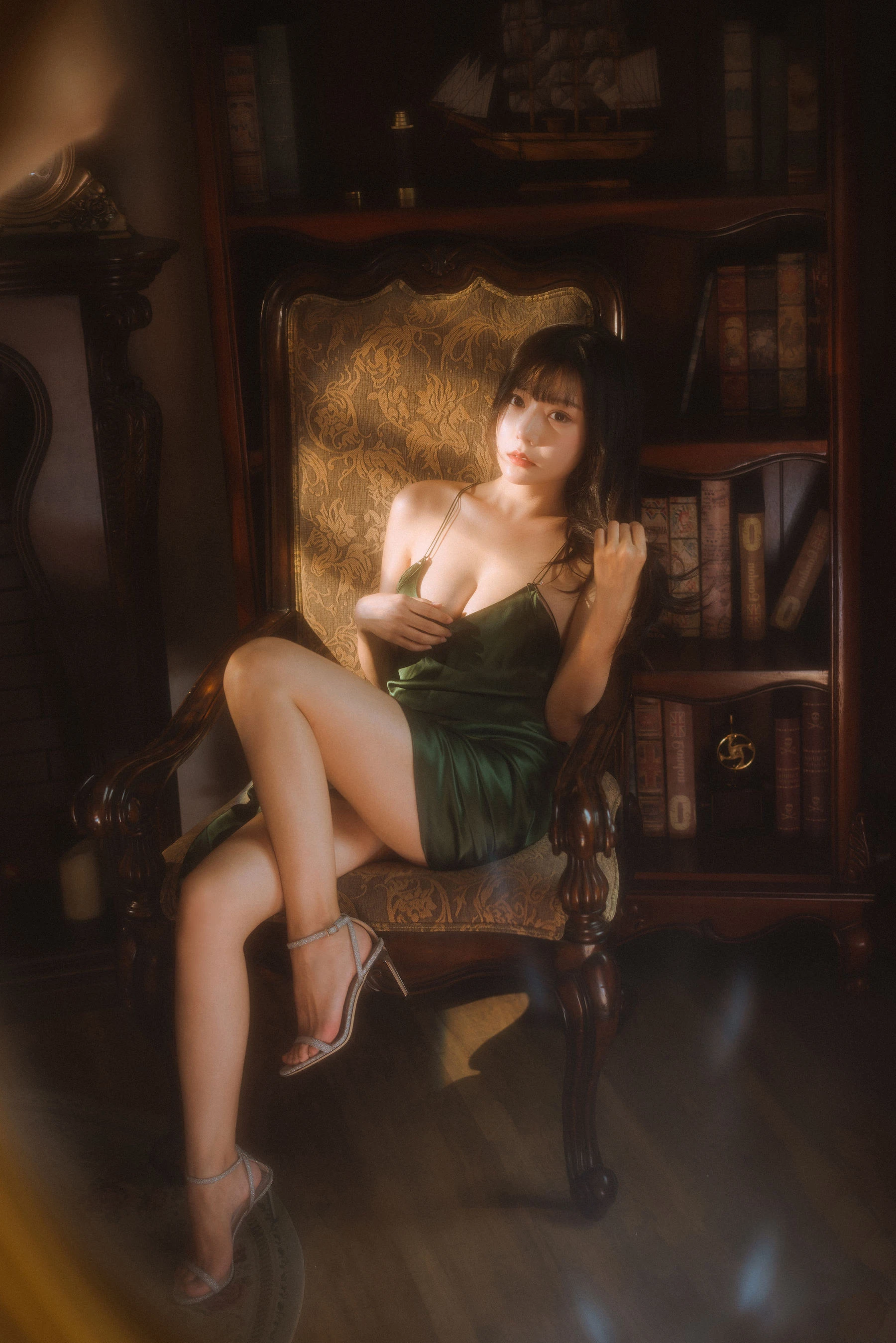 苗慄夜晚模特美照 – 甜美魅力街拍實錄限量 - 39