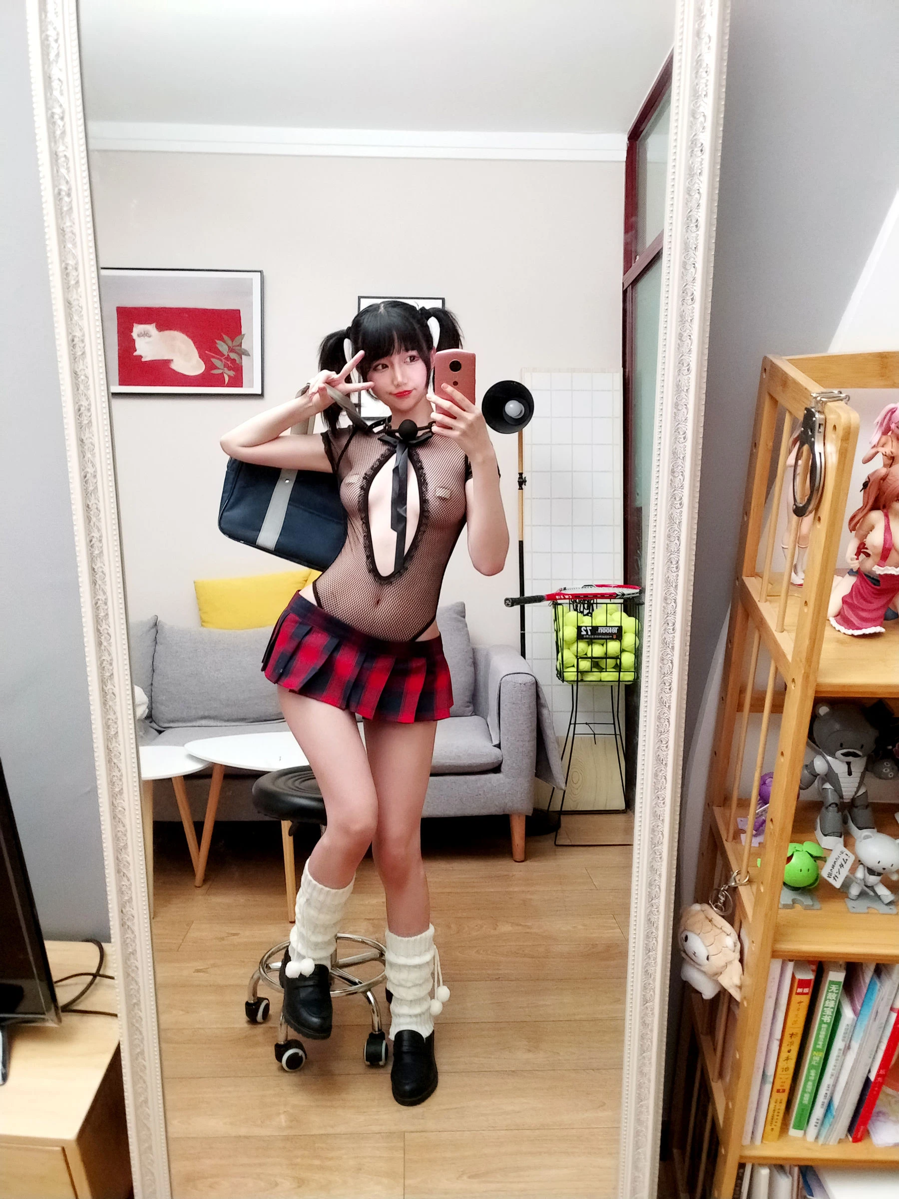 魅惑主播私藏美照 – 台北戶外正午獨家呈現典藏 - 2