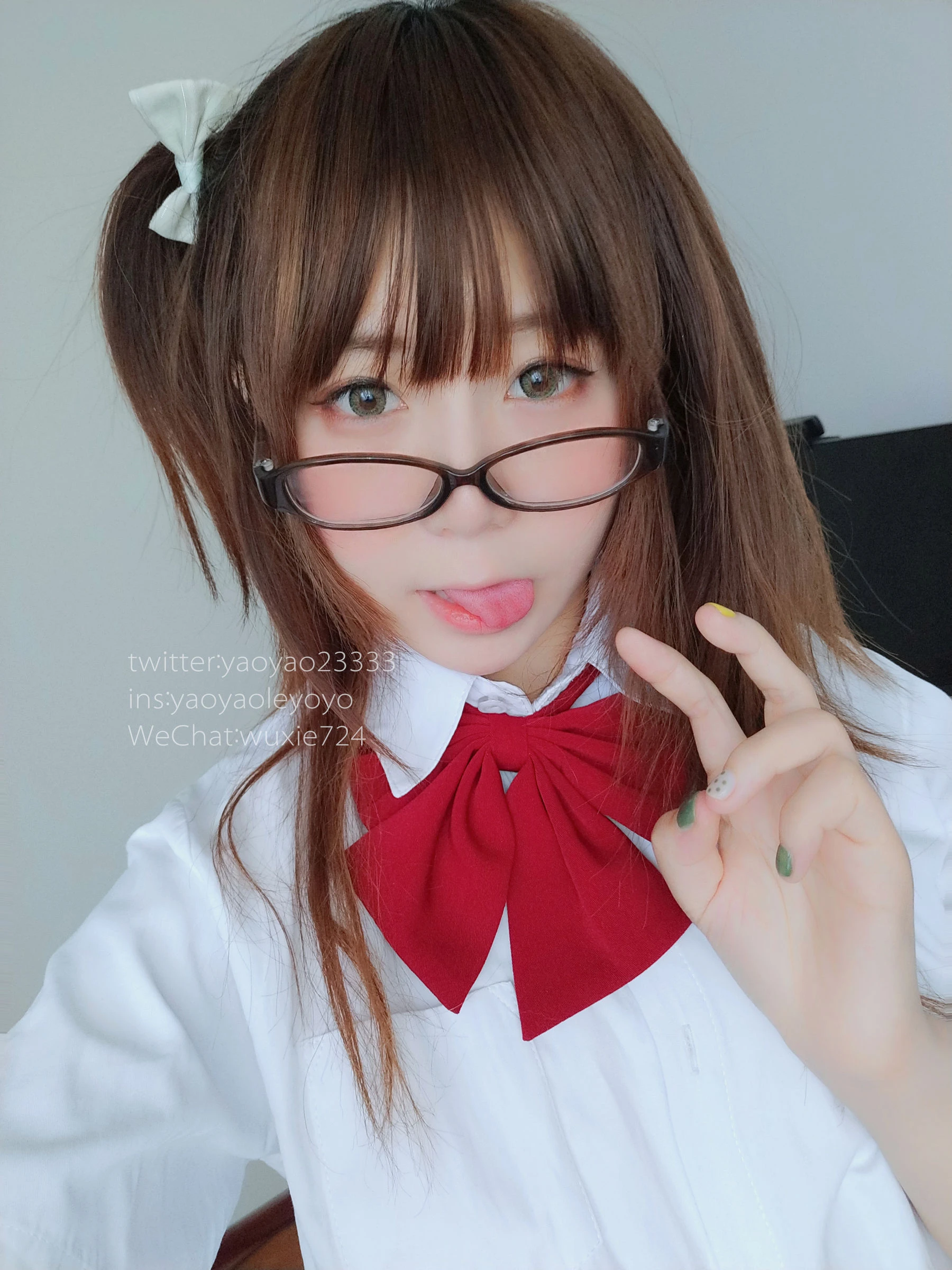 空姐甜美自然光寫真 – 冬季神秘風格展現限量 - 23
