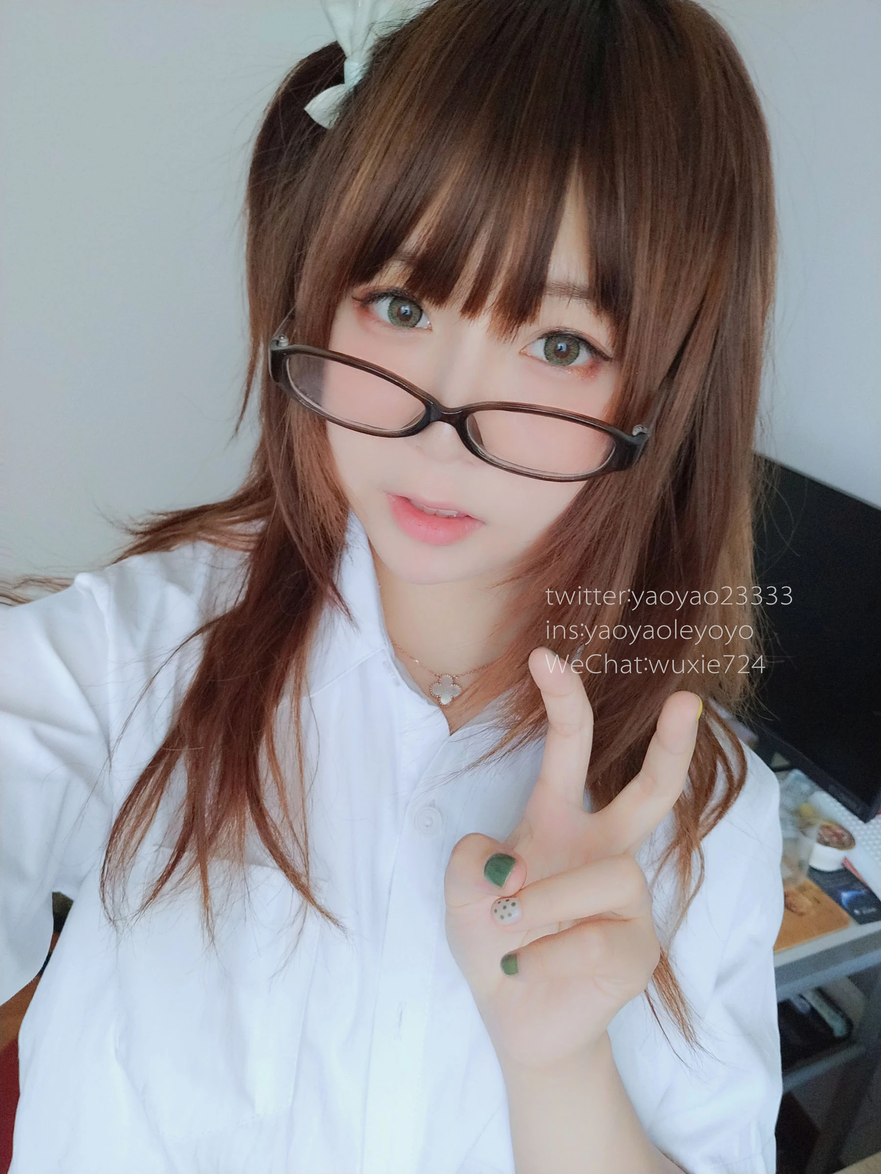 空姐甜美自然光寫真 – 冬季神秘風格展現限量 - 26